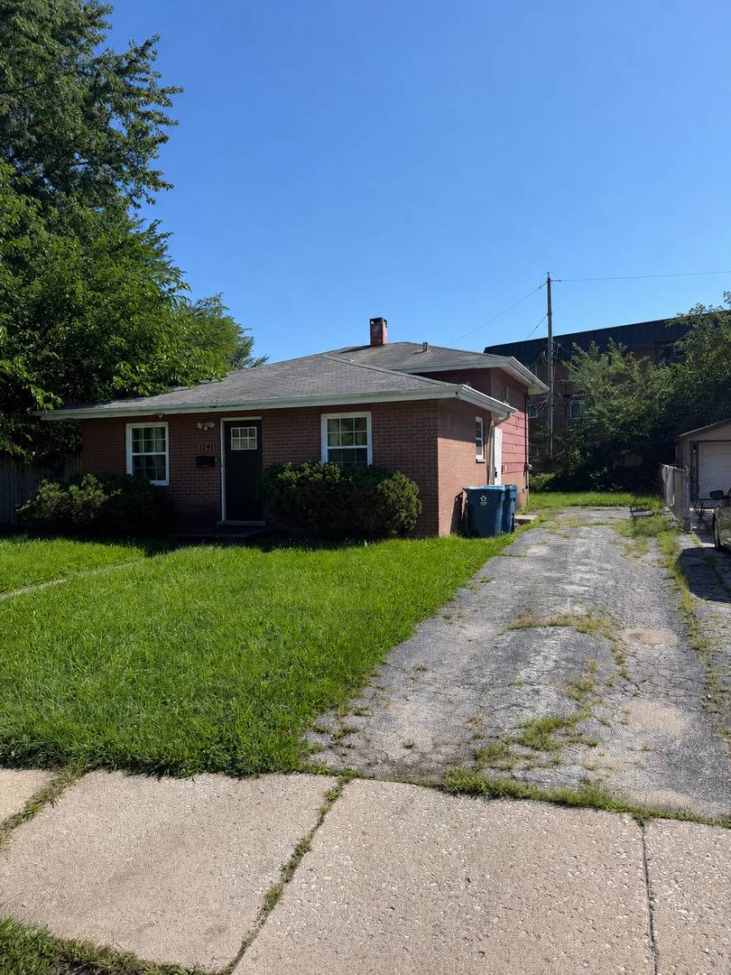 1241 Arthur ST, Calumet City, IL 60409