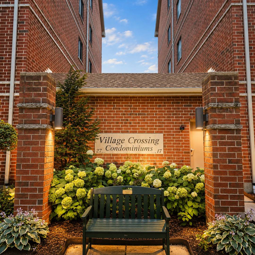 27 E Hattendorf AVE #311, Roselle, IL 60172