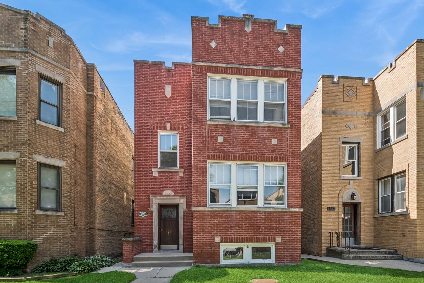 4831 Wright TER, Skokie, IL 60077