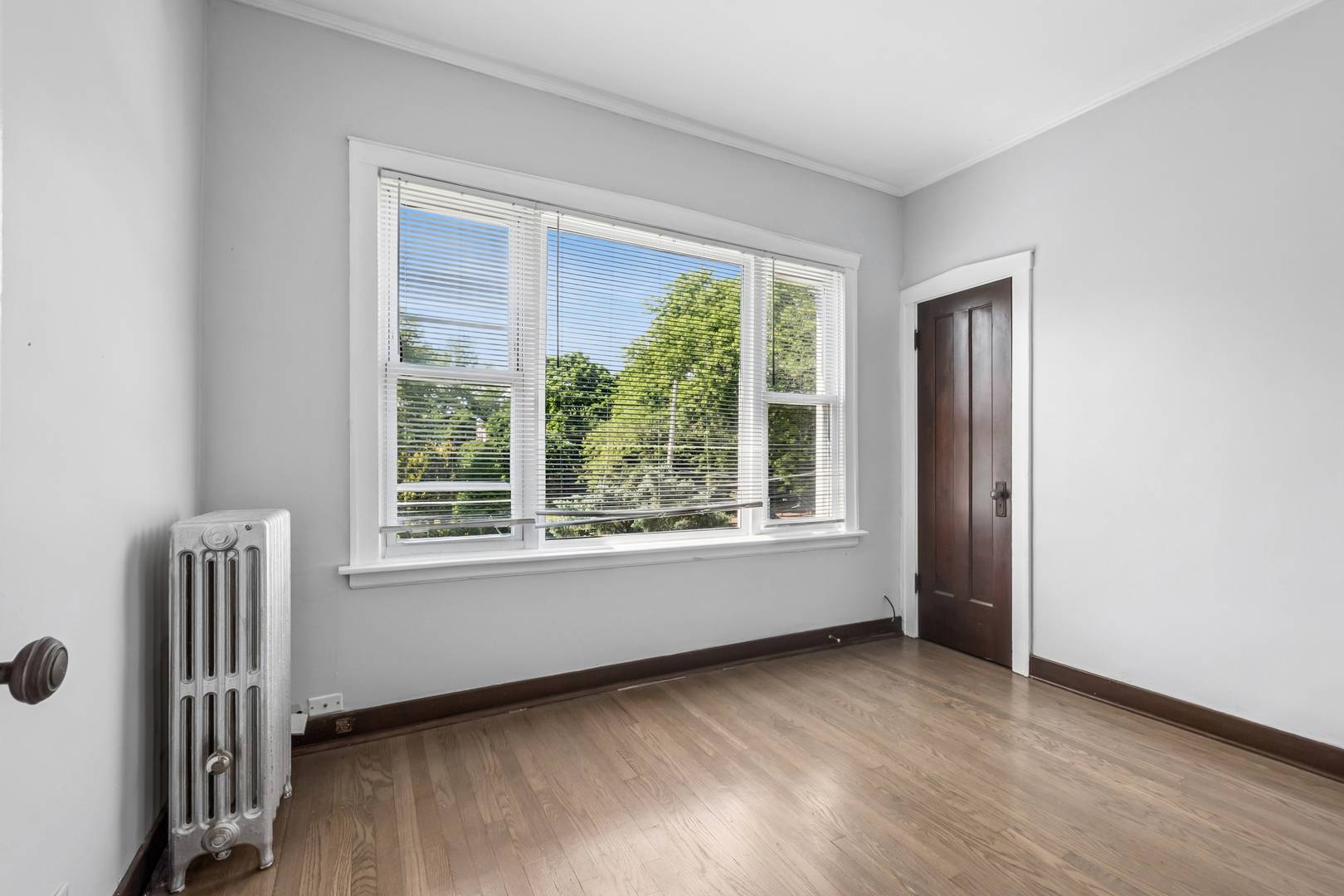 4831 Wright TER, Skokie, IL 60077