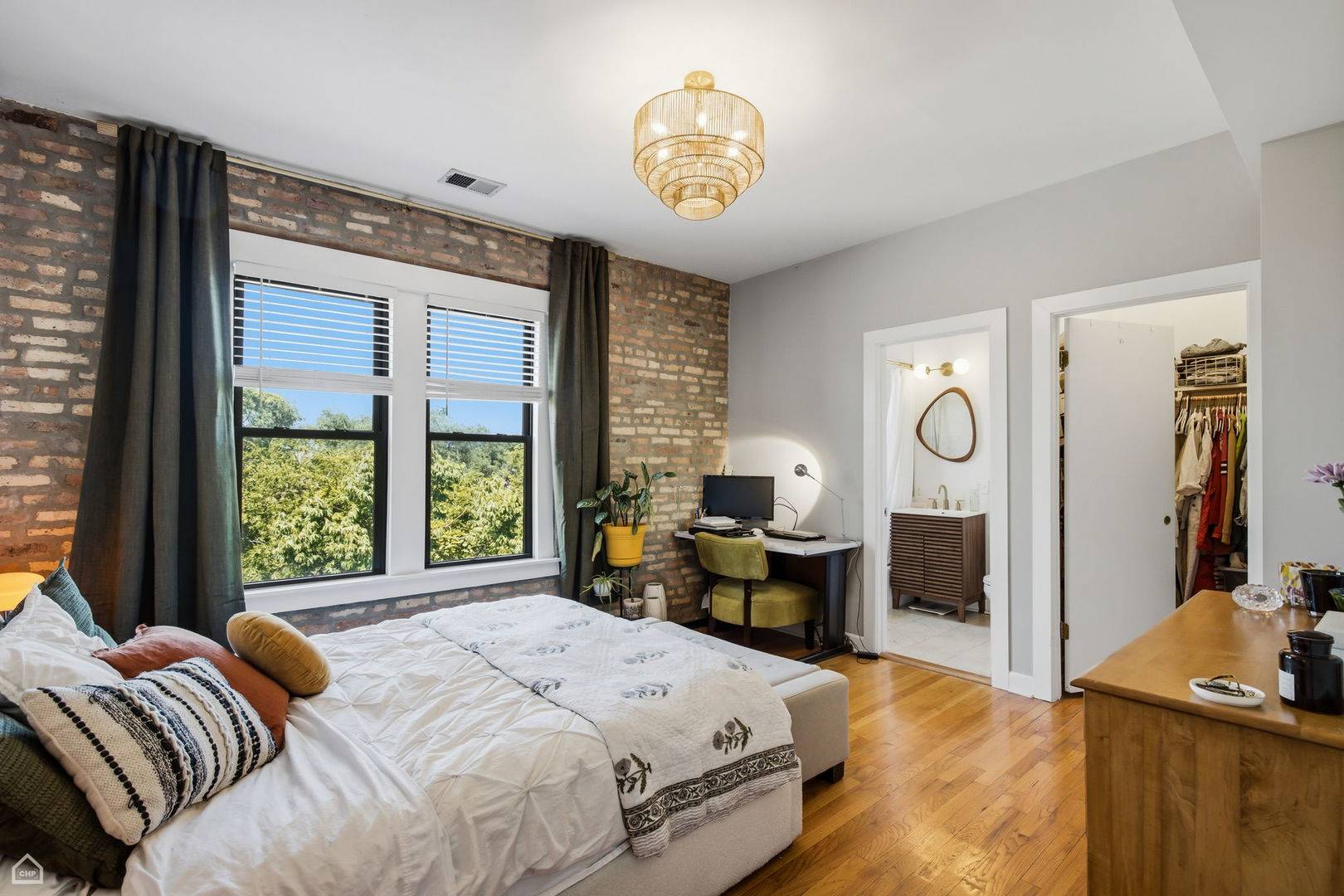 3126 W Carmen AVE #3, Chicago, IL 60625