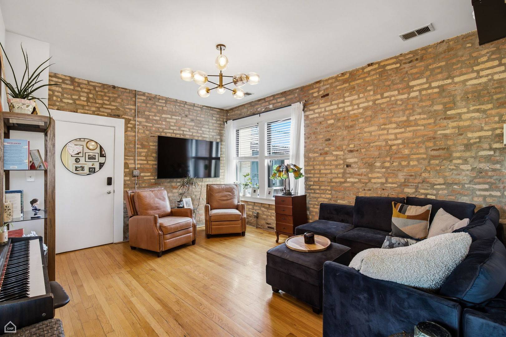 3126 W Carmen AVE #3, Chicago, IL 60625