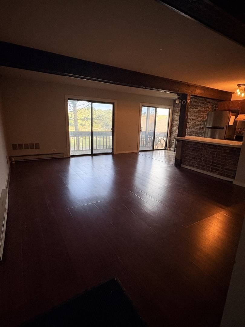 52 Oak Hill Colony ST #5, Fox Lake, IL 60020