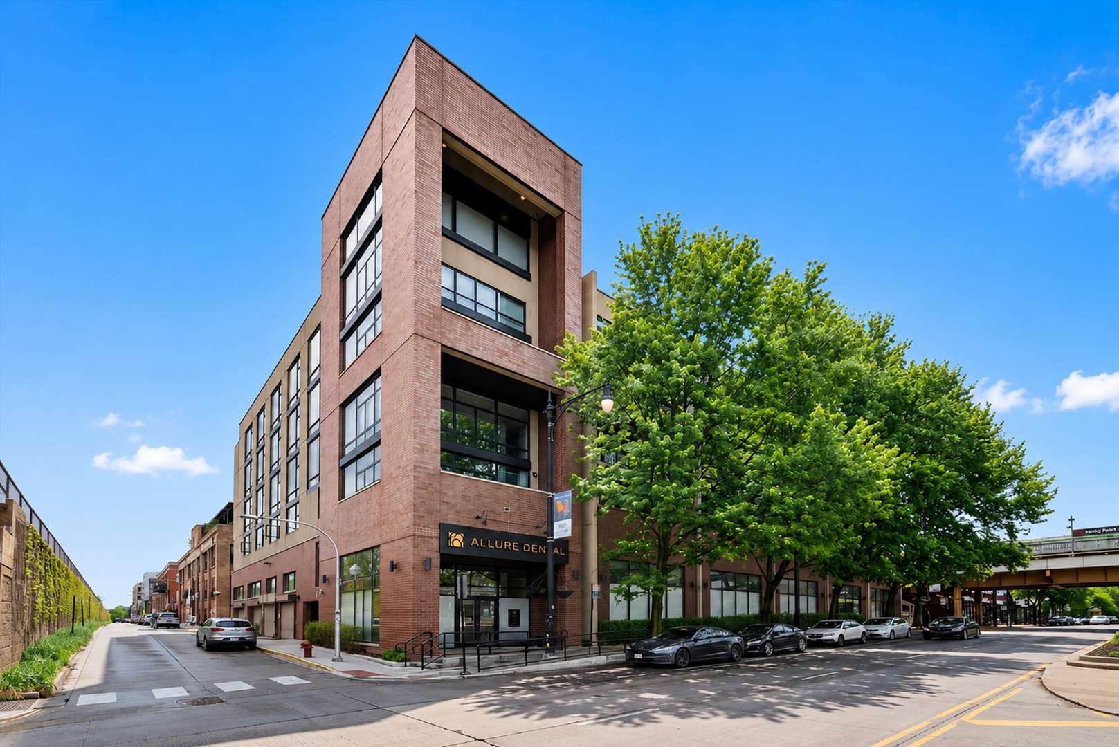 3946 N Ravenswood AVE #411, Chicago, IL 60613