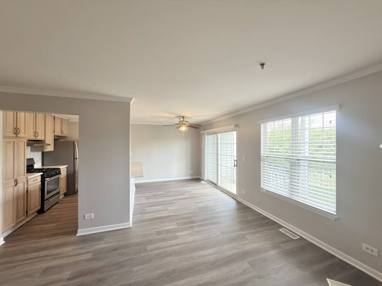 5S525 Scots DR #6E, Naperville, IL 60563