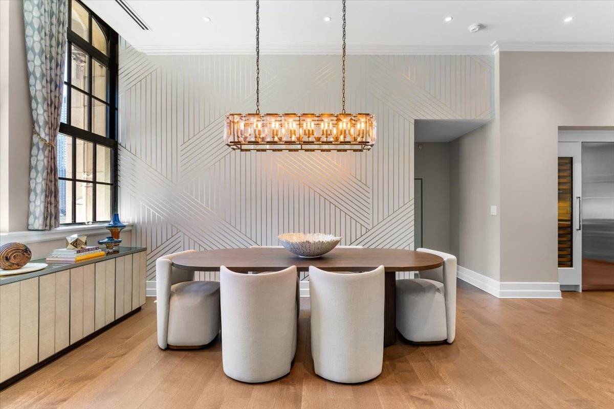 435 N Michigan AVE #401, Chicago, IL 60611