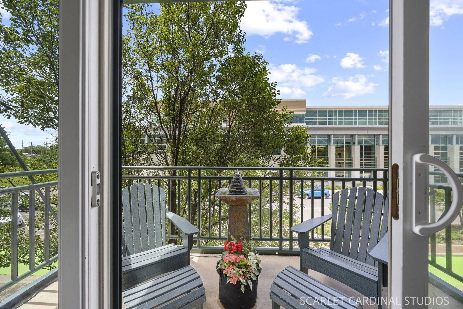 140 S River ST #204, Aurora, IL 60506