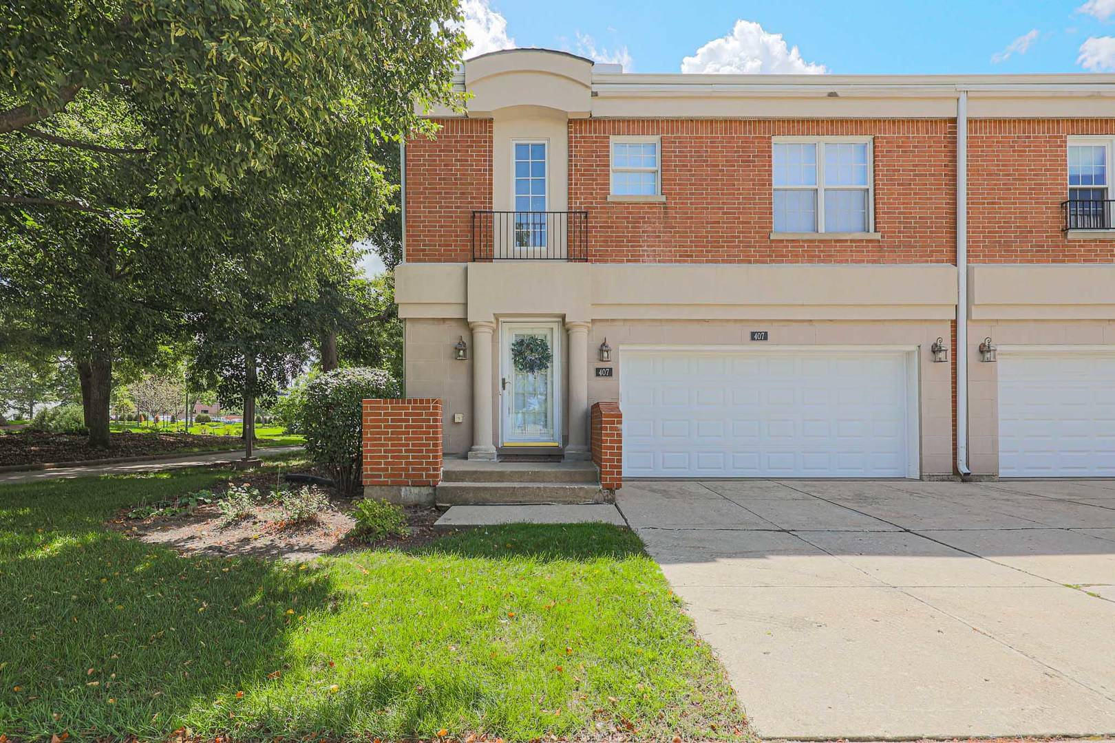 407 Town Place CIR #407, Buffalo Grove, IL 60089