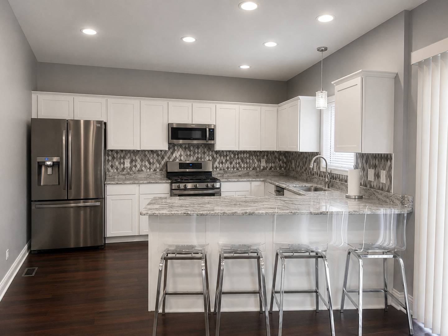 11501 S Vincennes AVE, Chicago, IL 60643
