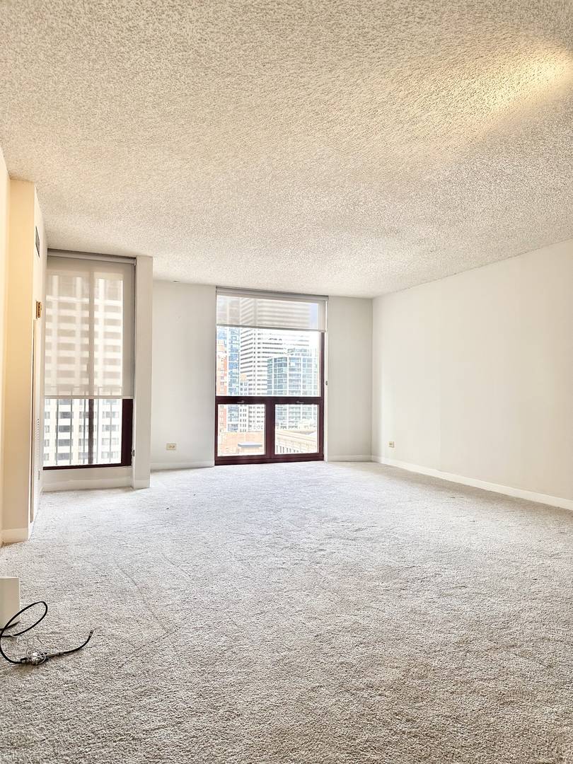 200 N Dearborn ST #2005, Chicago, IL 60601