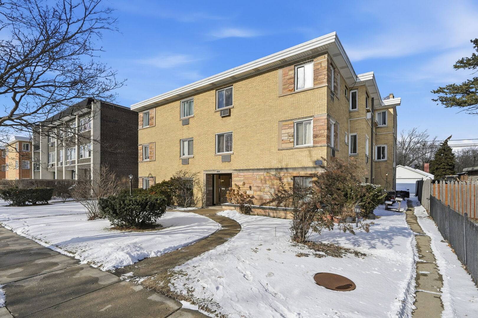 1609 Howard ST #2, Evanston, IL 60202