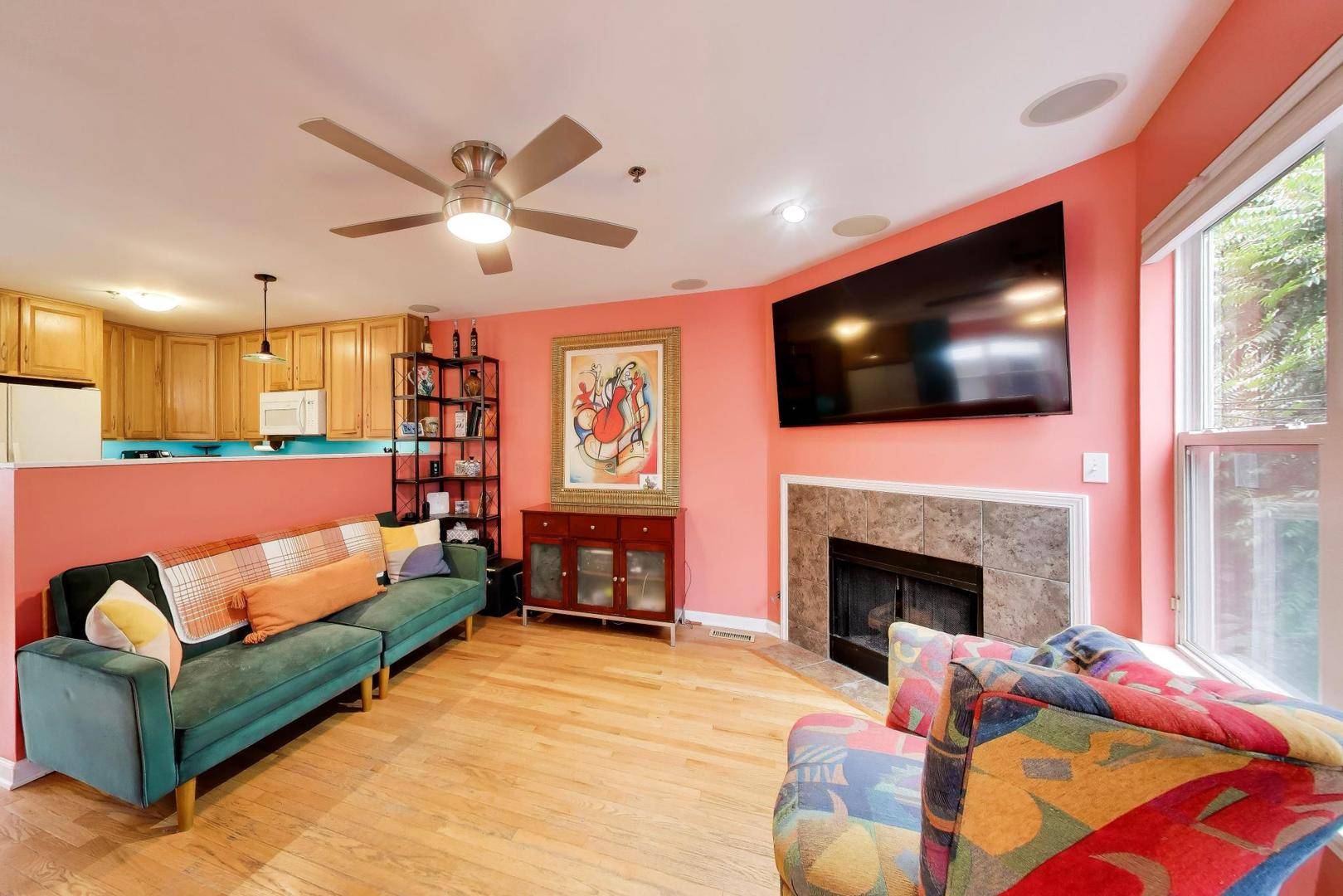 2011 W Chase AVE #2, Chicago, IL 60645
