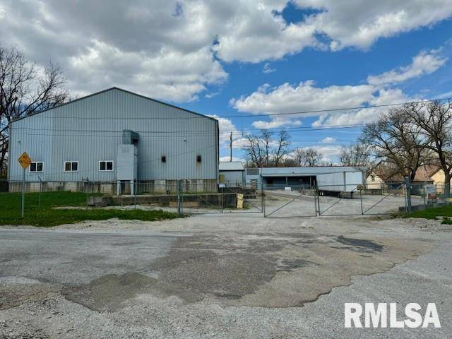 2902 INDIAN RD, Davenport, IA 52802