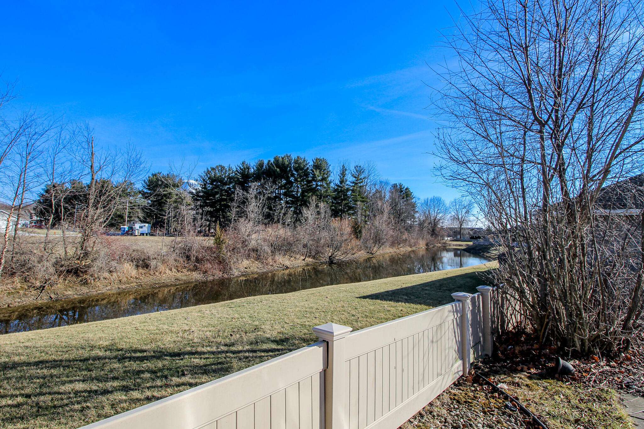 1281 Medlee Drive, Hobart, IN 46342