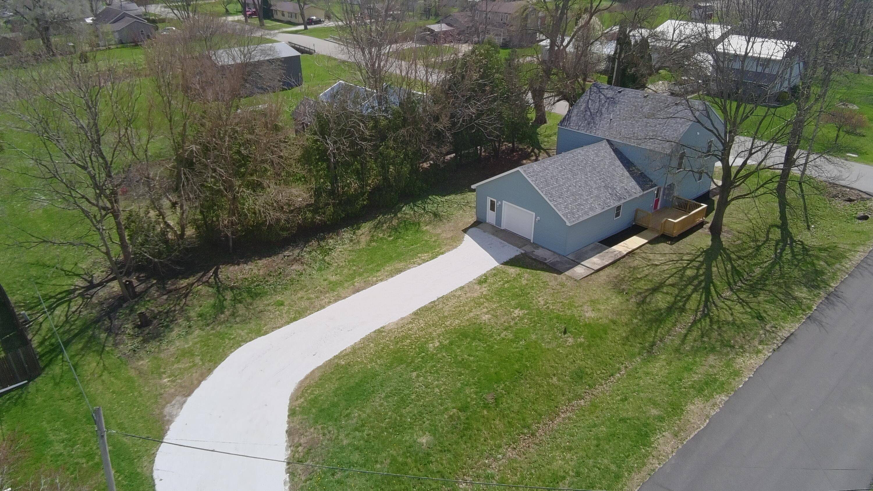 112 W Allen Street, Kentland, IN 47951