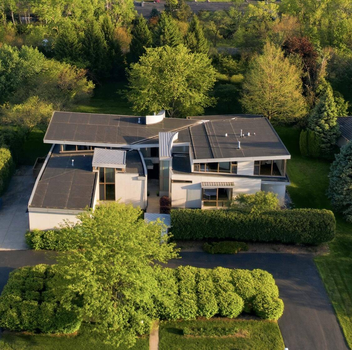 1237 Muirfield Drive, Schererville, IN 46375