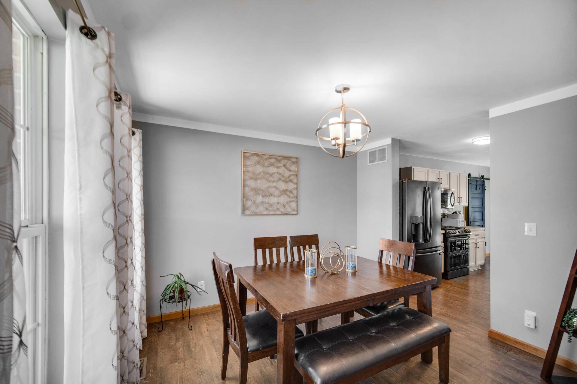 491 Pheasant Run Drive, Hobart, IN 46342