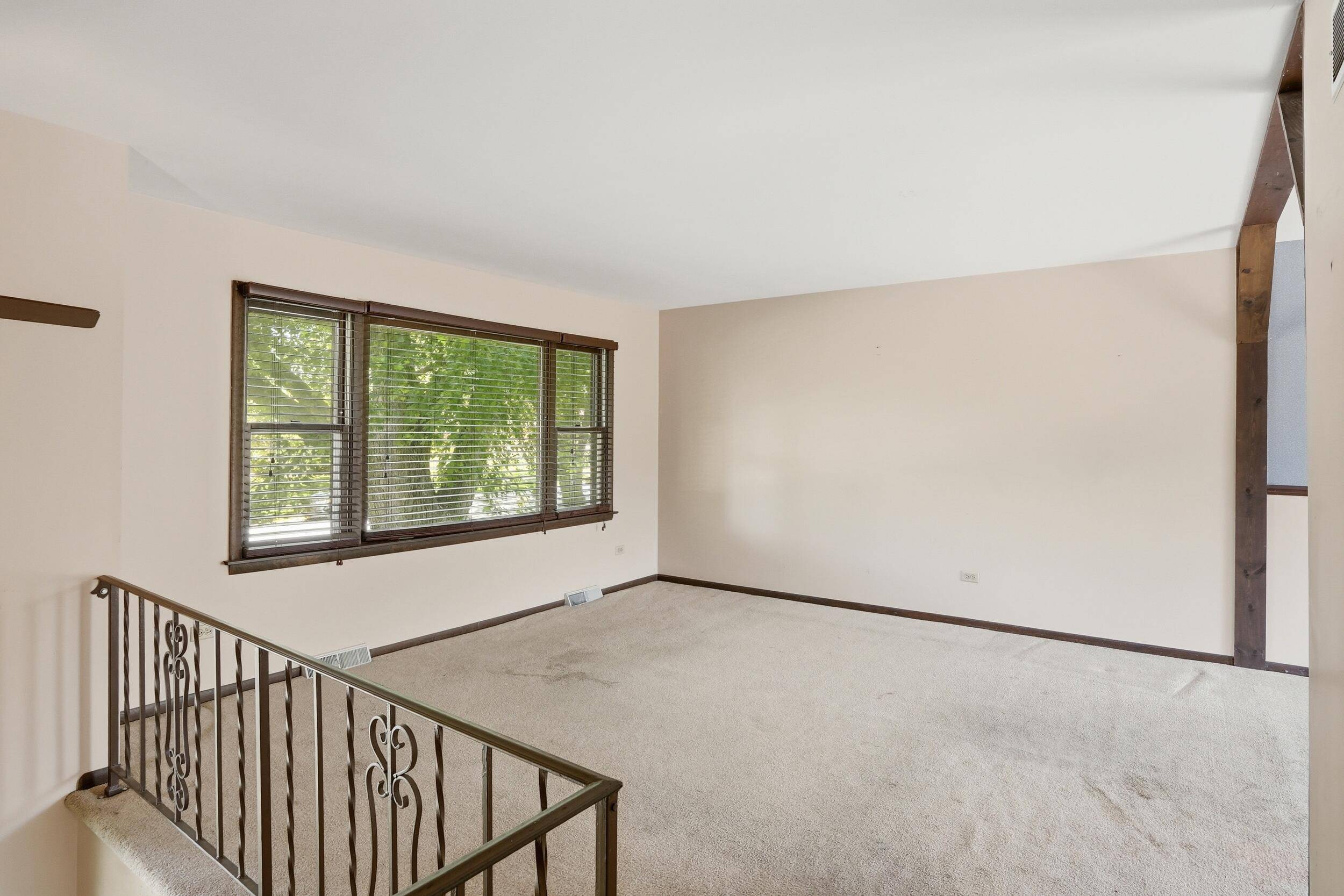 2413 Hickory Drive, Dyer, IN 46311