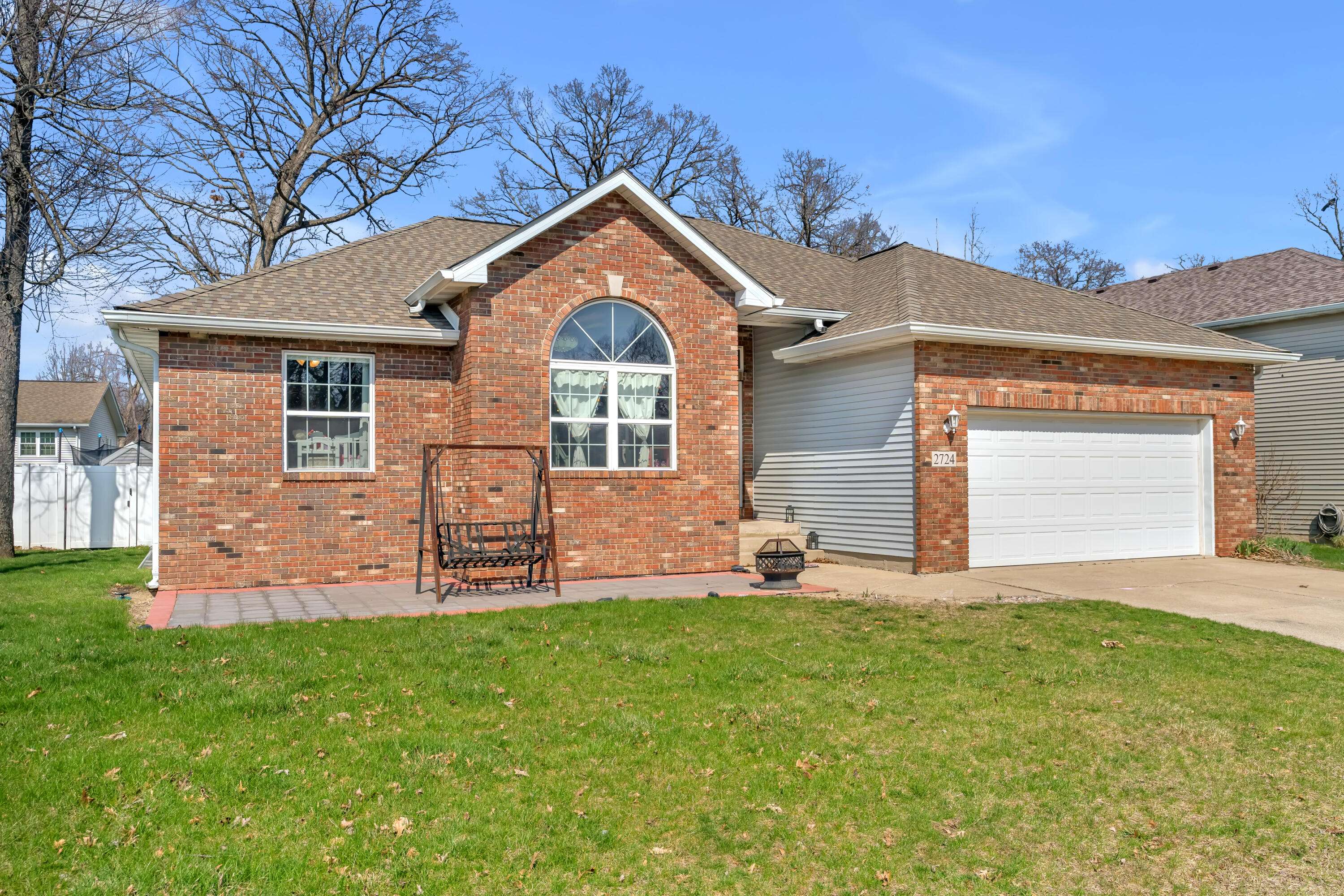 2724 Barberry Drive, Hobart, IN 46342