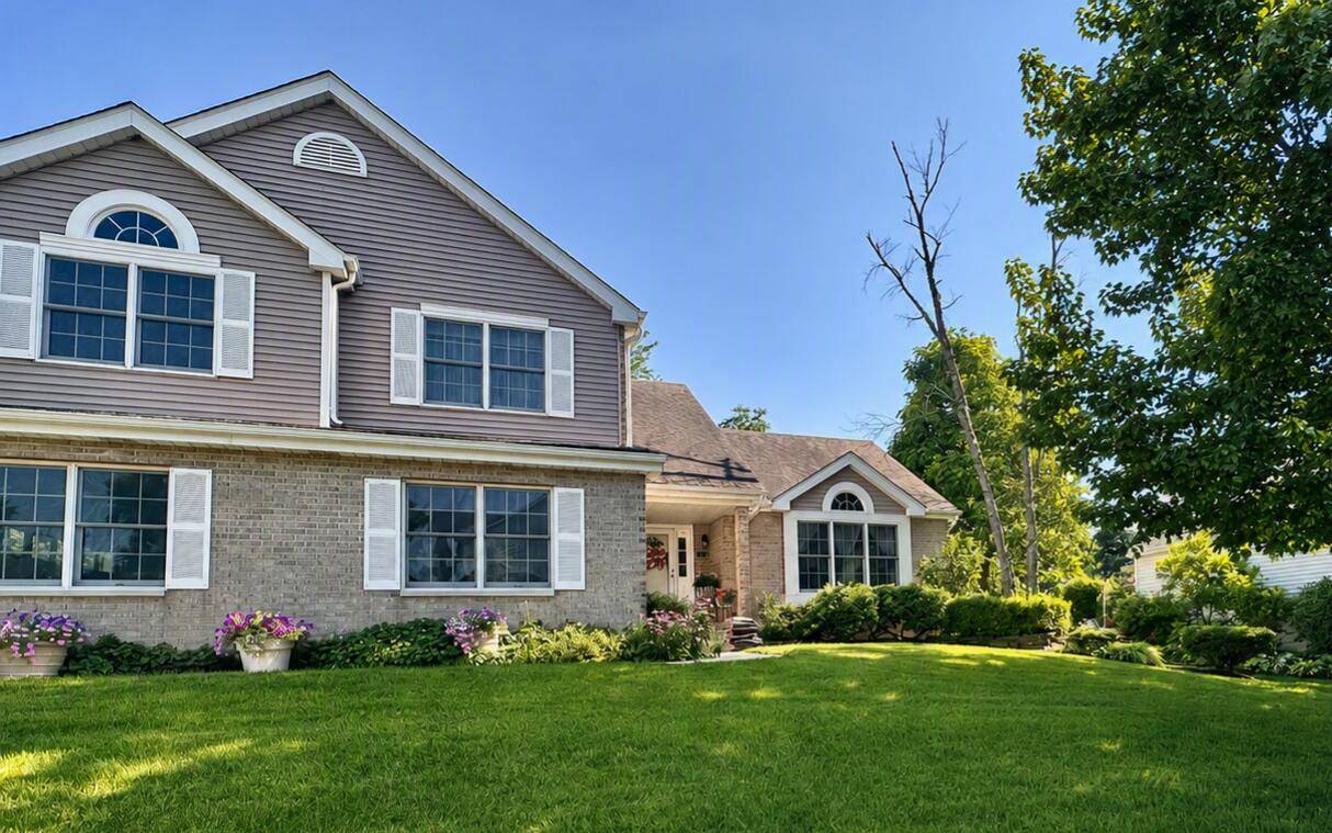 170 Schmidt Drive, Dyer, IN 46311