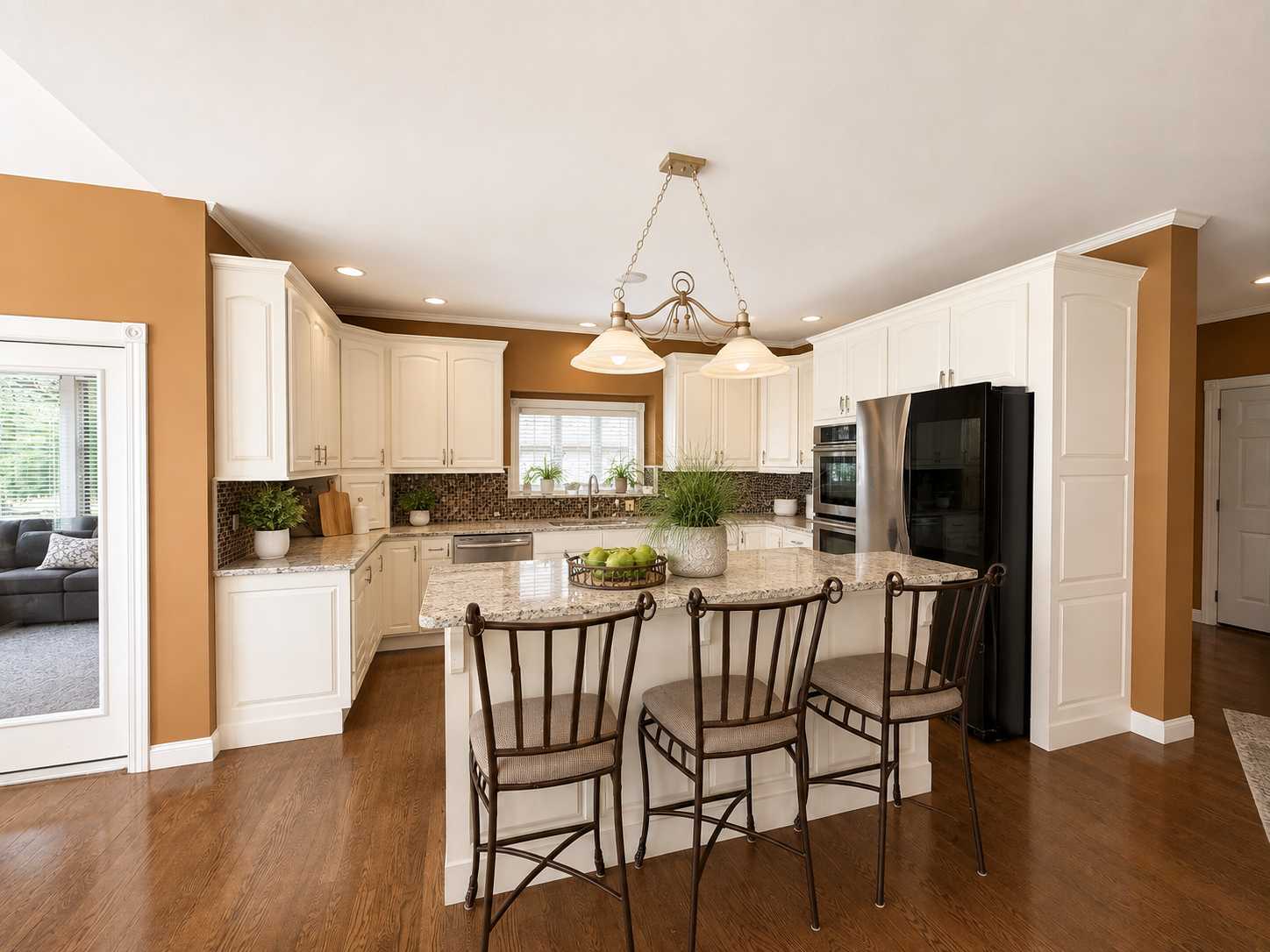 801 Spring Brook DR, Winona, MN 55987