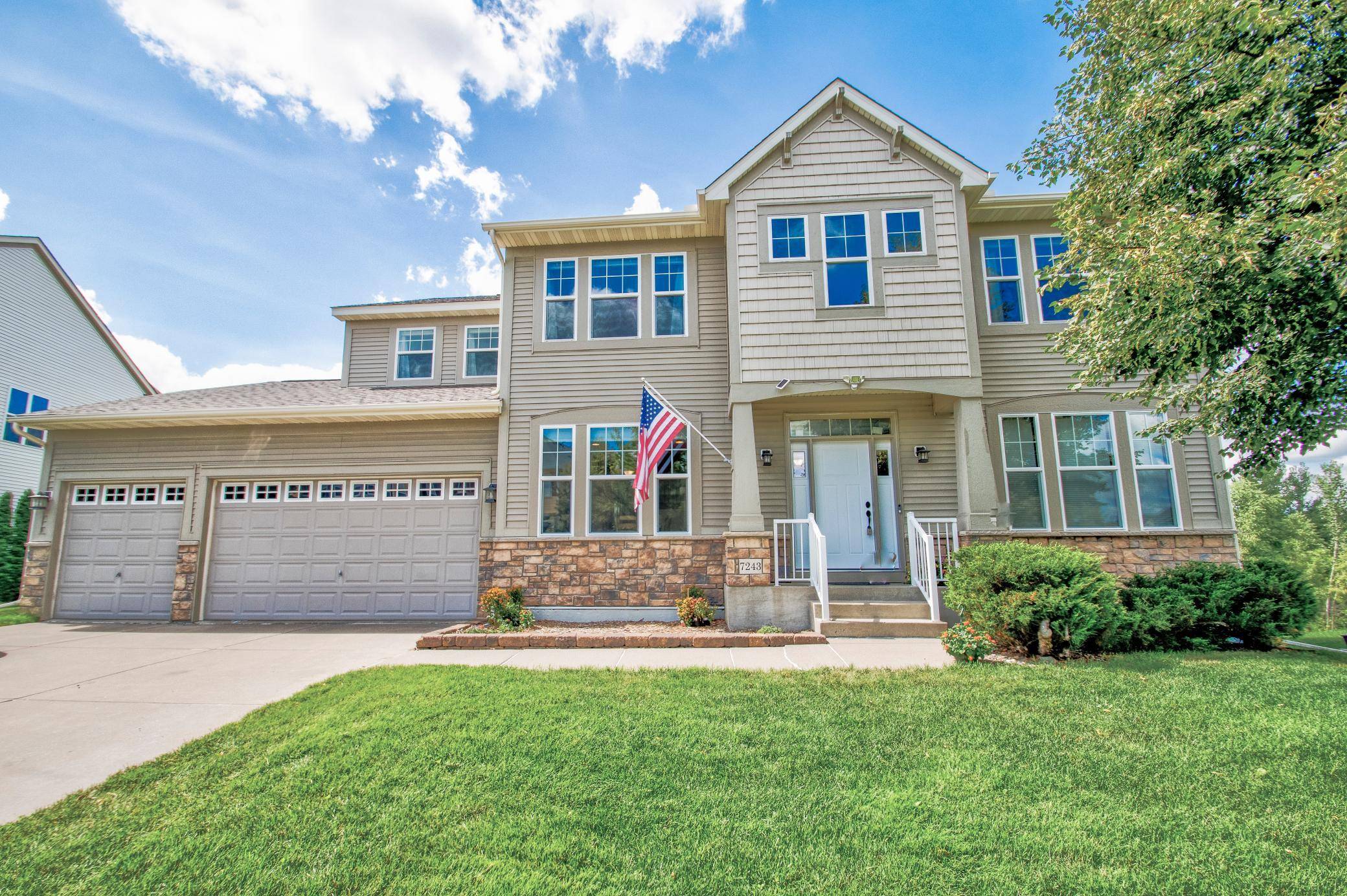 7243 Kimberly LN N, Maple Grove, MN 55311