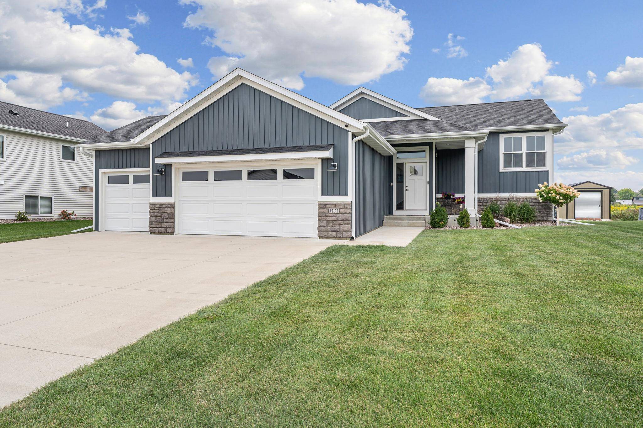 1404 20th ST NE, Austin, MN 55912