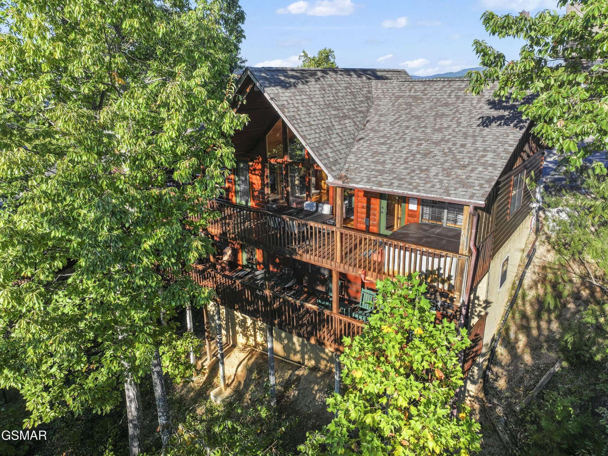 1550 Bears Den Way, Sevierville, TN 37876