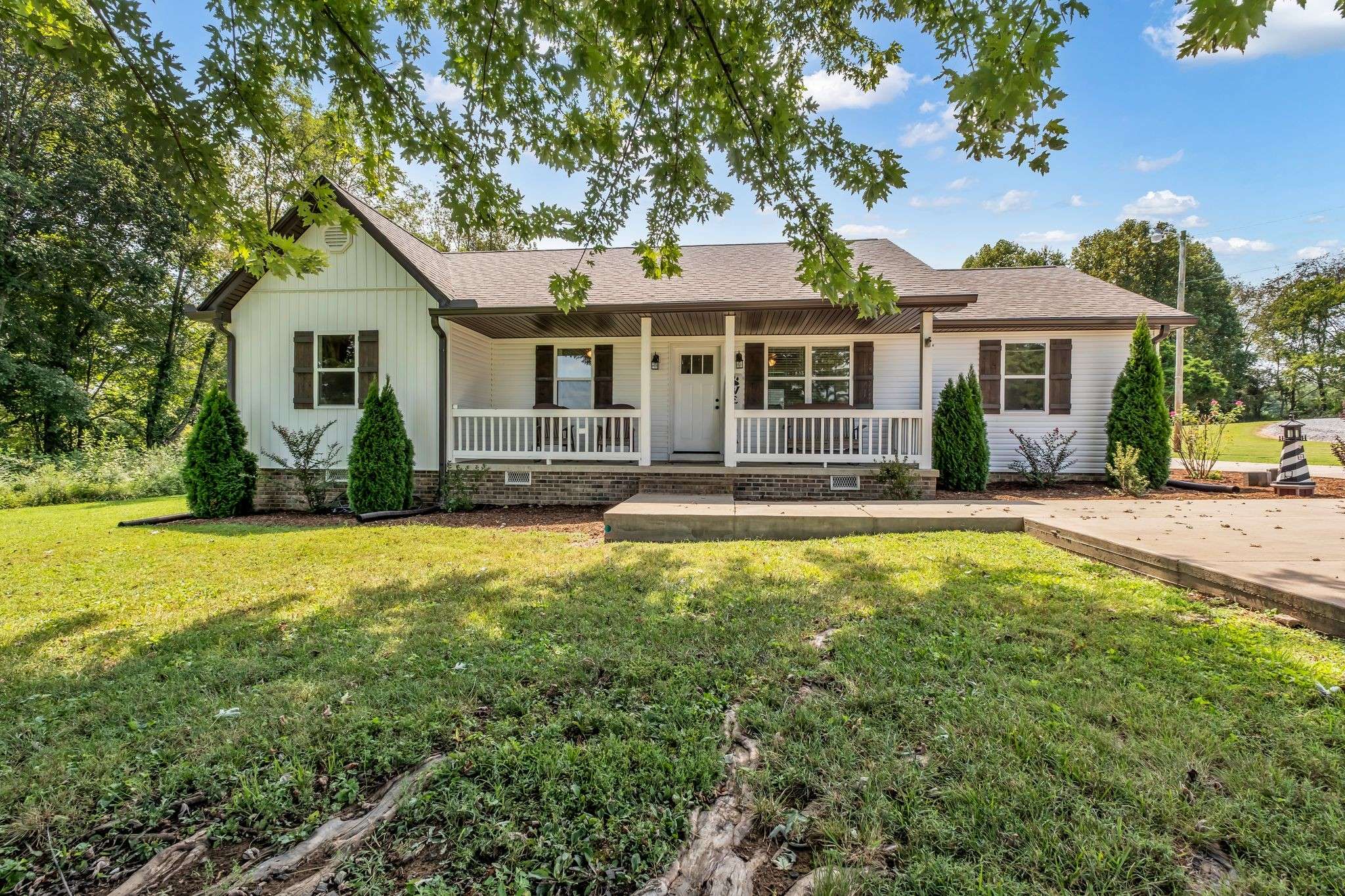317 Jack Porter Rd, Lafayette, TN 37083