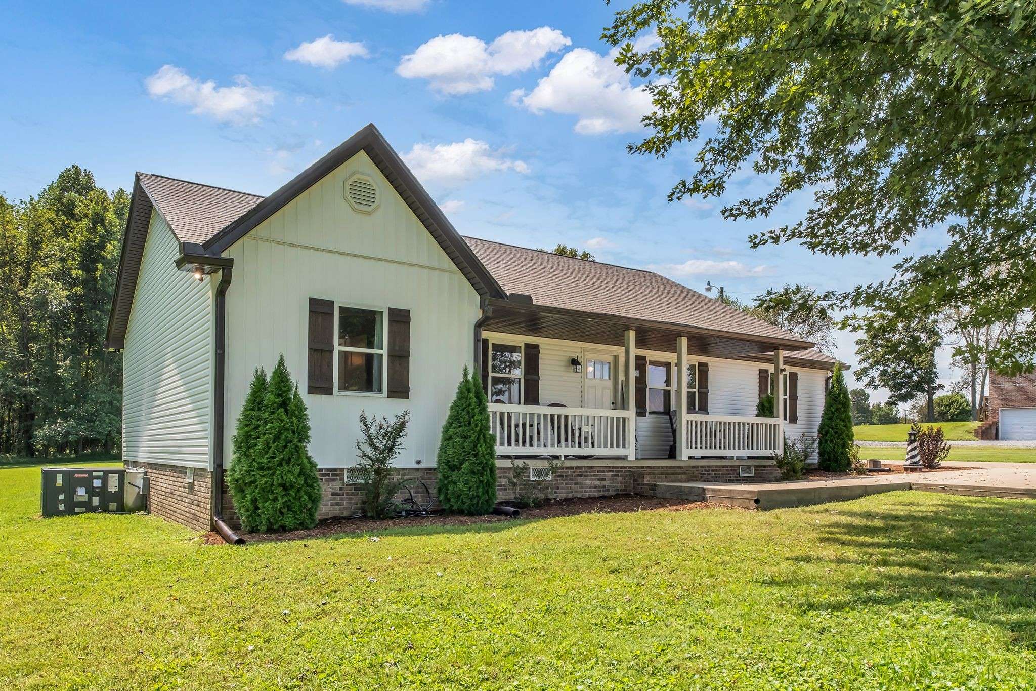 317 Jack Porter Rd, Lafayette, TN 37083