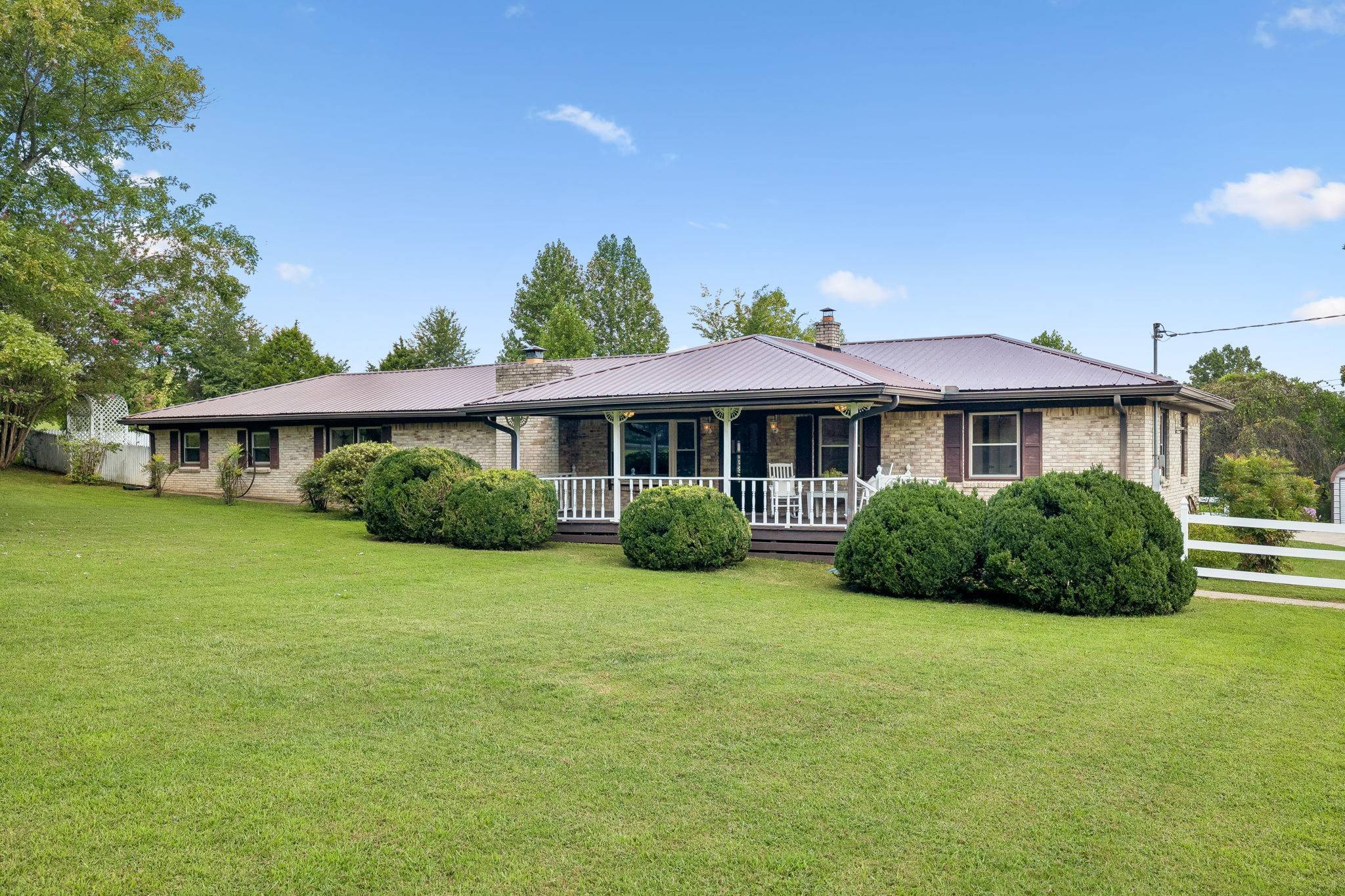 1310 Bakers Work Rd, Burns, TN 37029