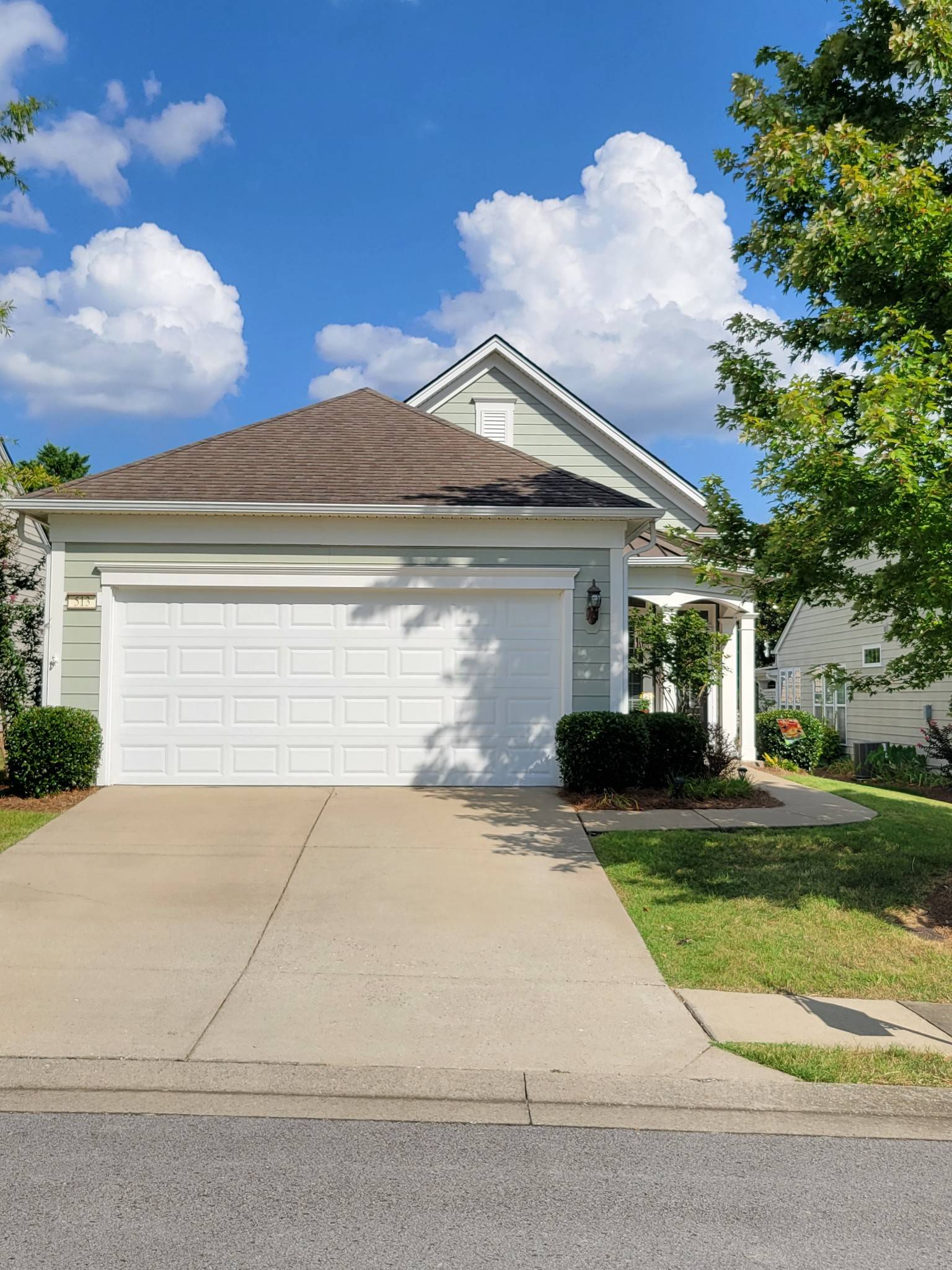 513 Inaugural Dr, Mount Juliet, TN 37122