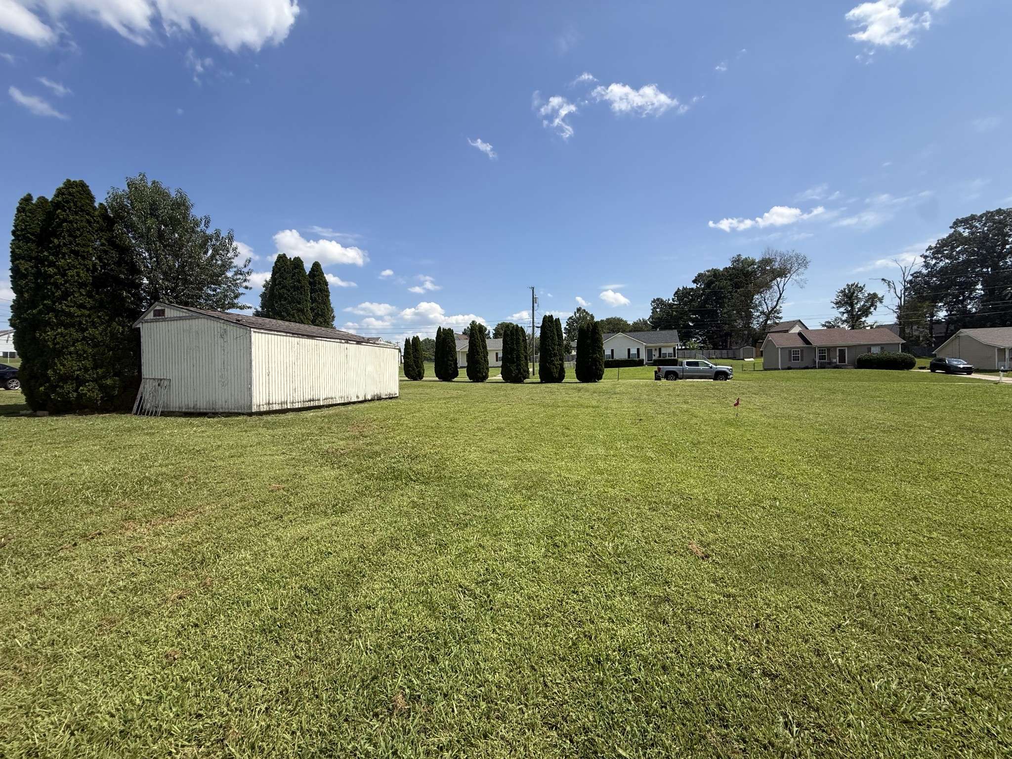 3382 Summerfield Dr, Clarksville, TN 37042