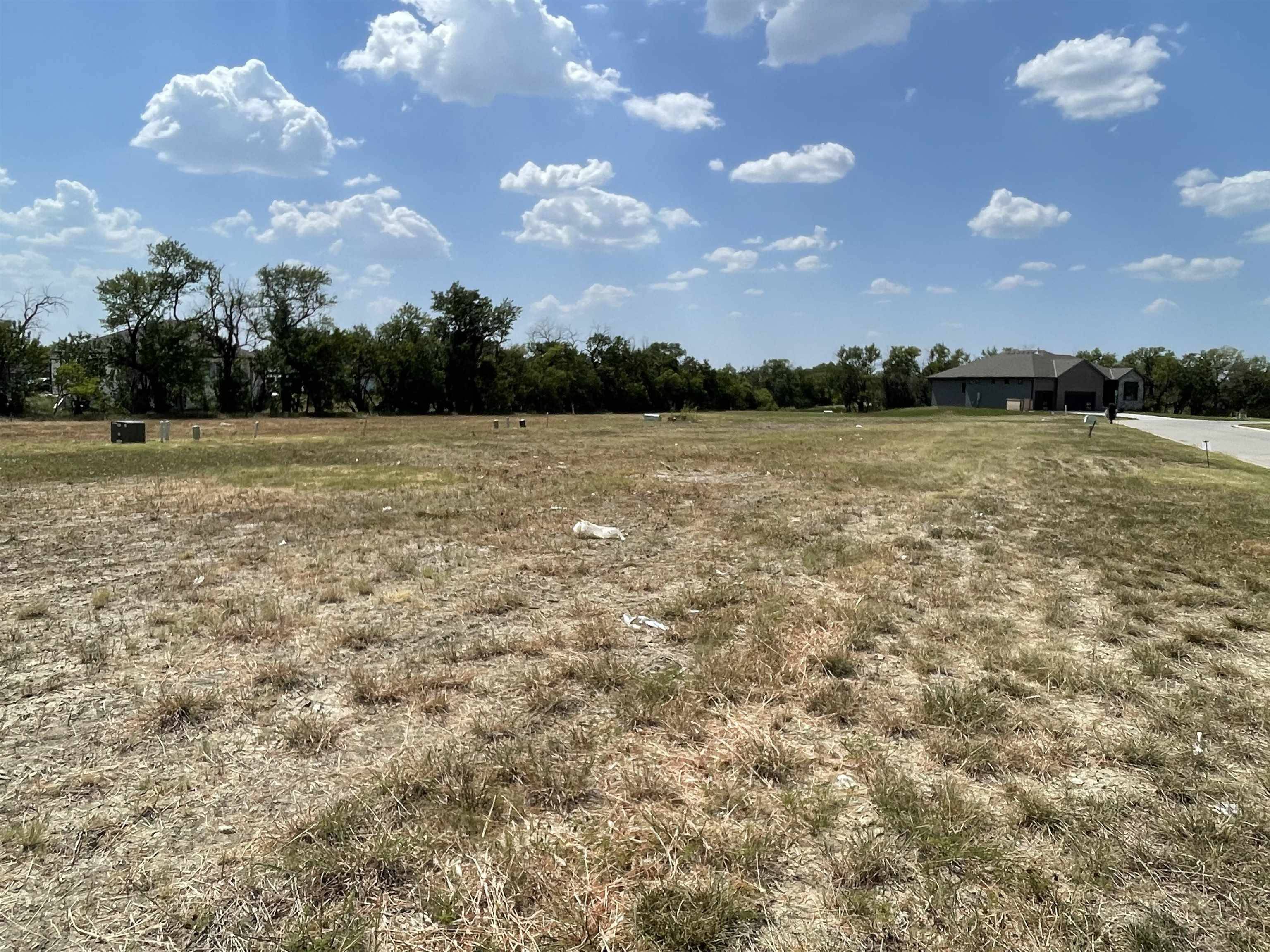 8385 E Summerside Place, Bel Aire, KS 67226
