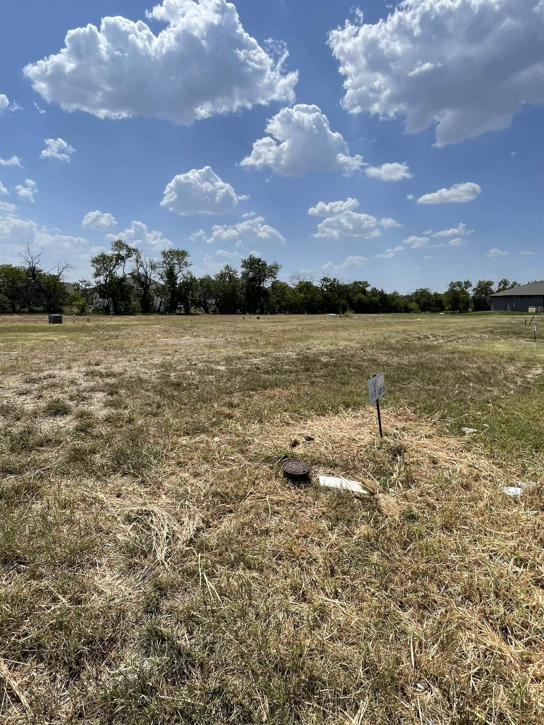 8385 E Summerside Place, Bel Aire, KS 67226