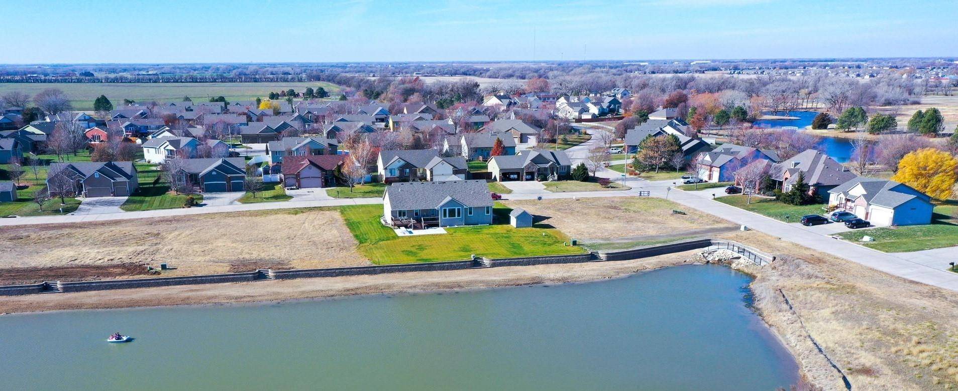 3008 S Duncan, Newton, KS 67114