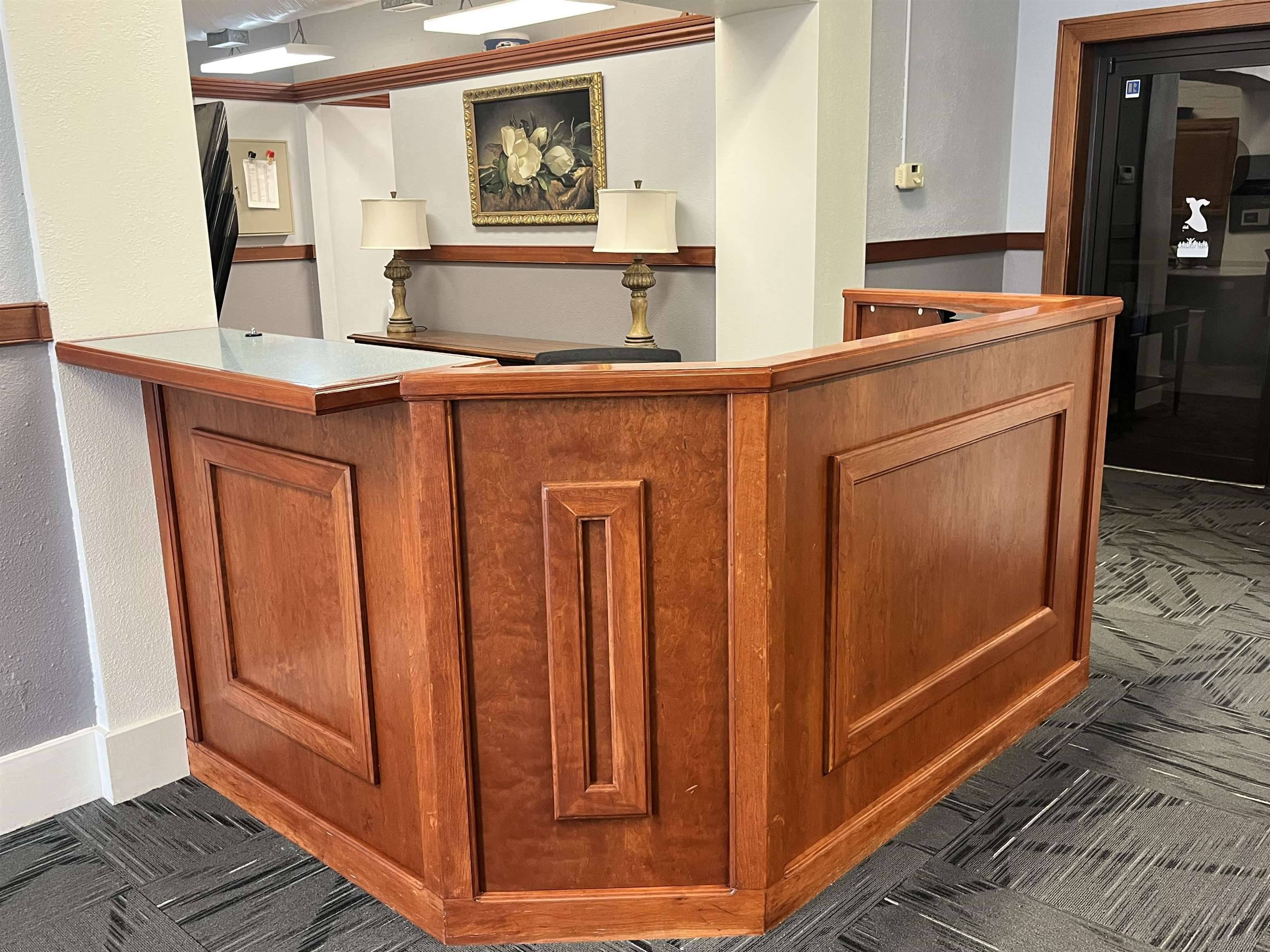 400 S Main, Newton, KS 67114