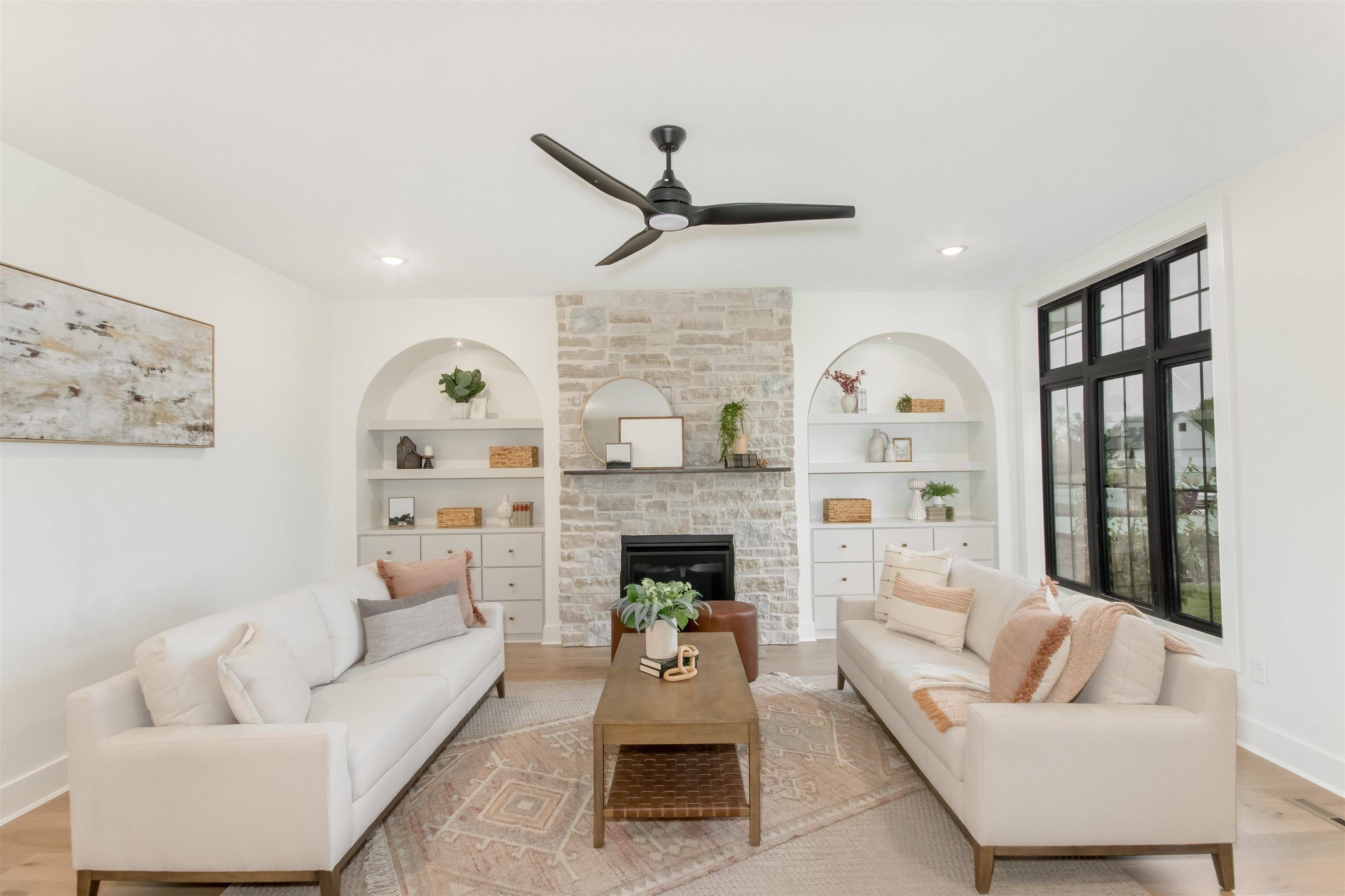 329 N Sarah Ct, Derby, KS 67037