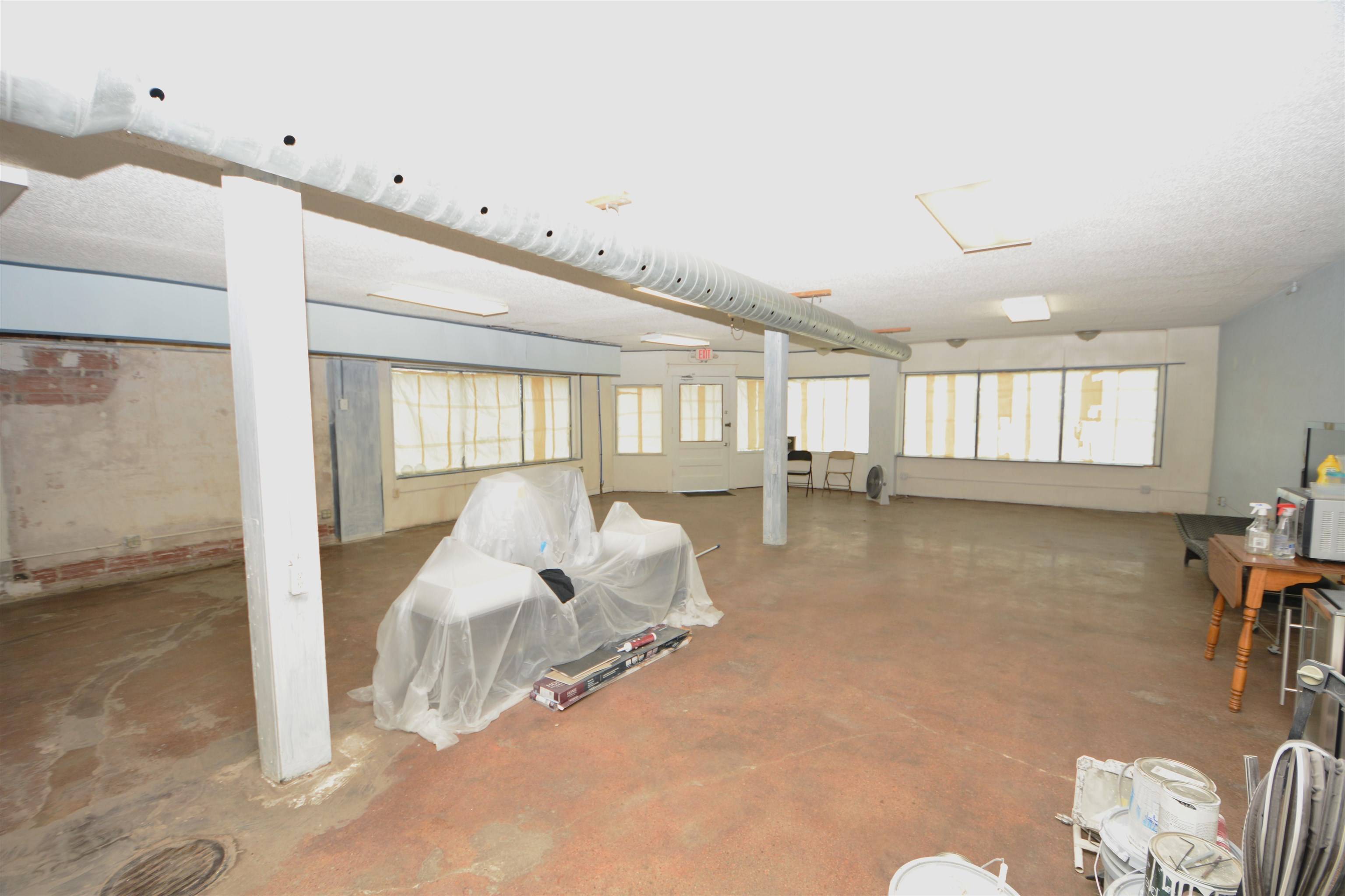 1316 W Douglas Ave, Wichita, KS 67203