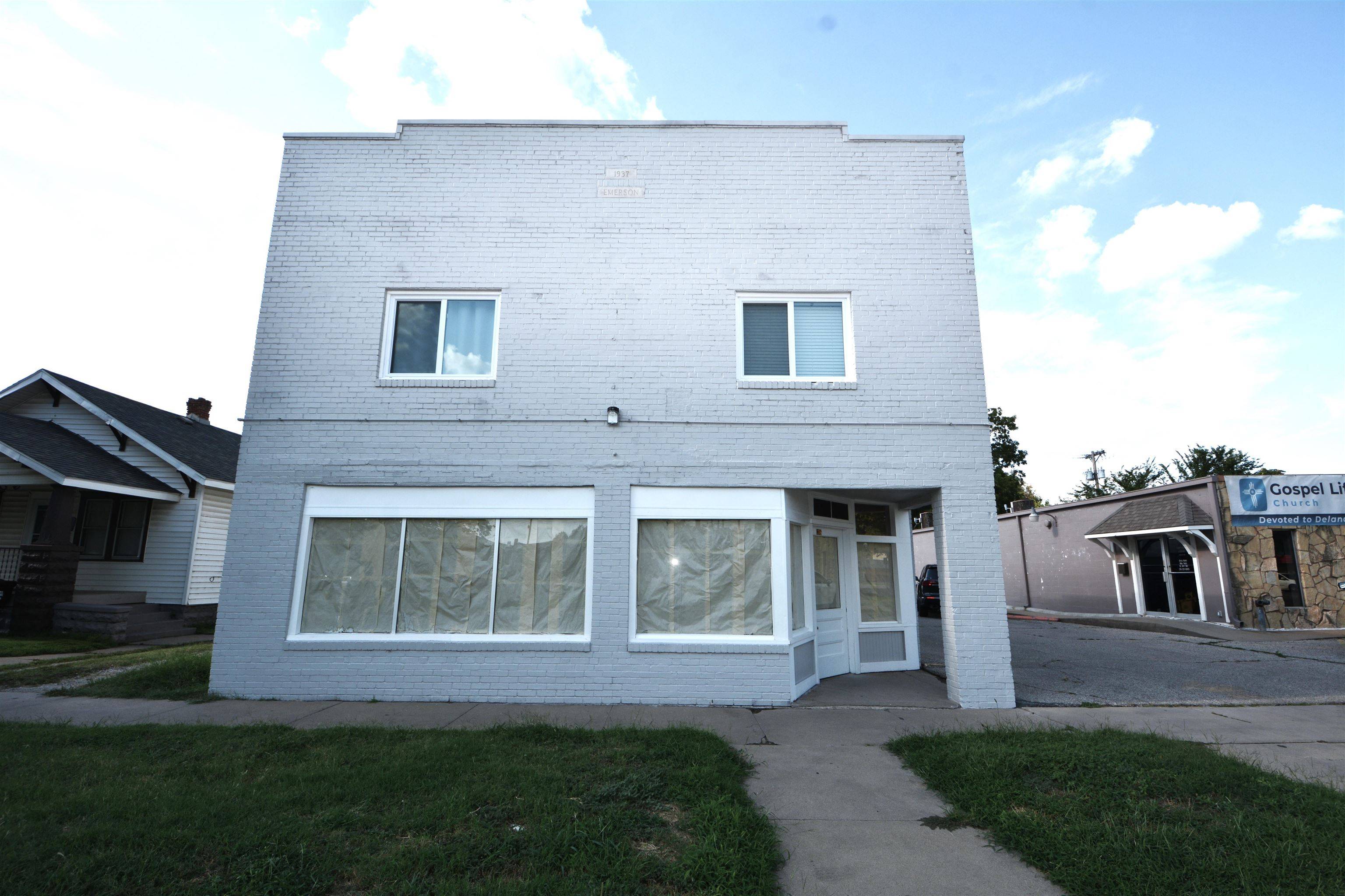1316 W Douglas Ave, Wichita, KS 67203