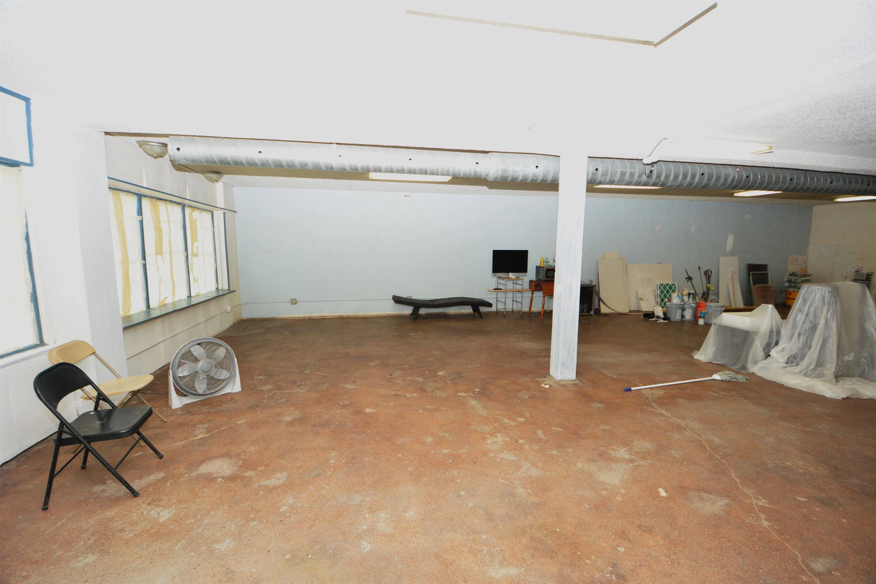 1316 W Douglas Ave, Wichita, KS 67203