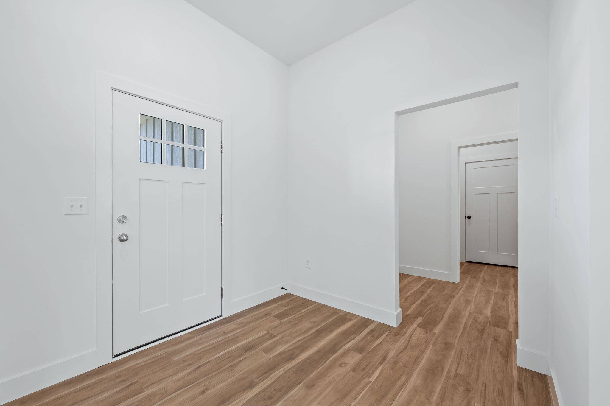 519 E Elmwood St, Park City, KS 67147