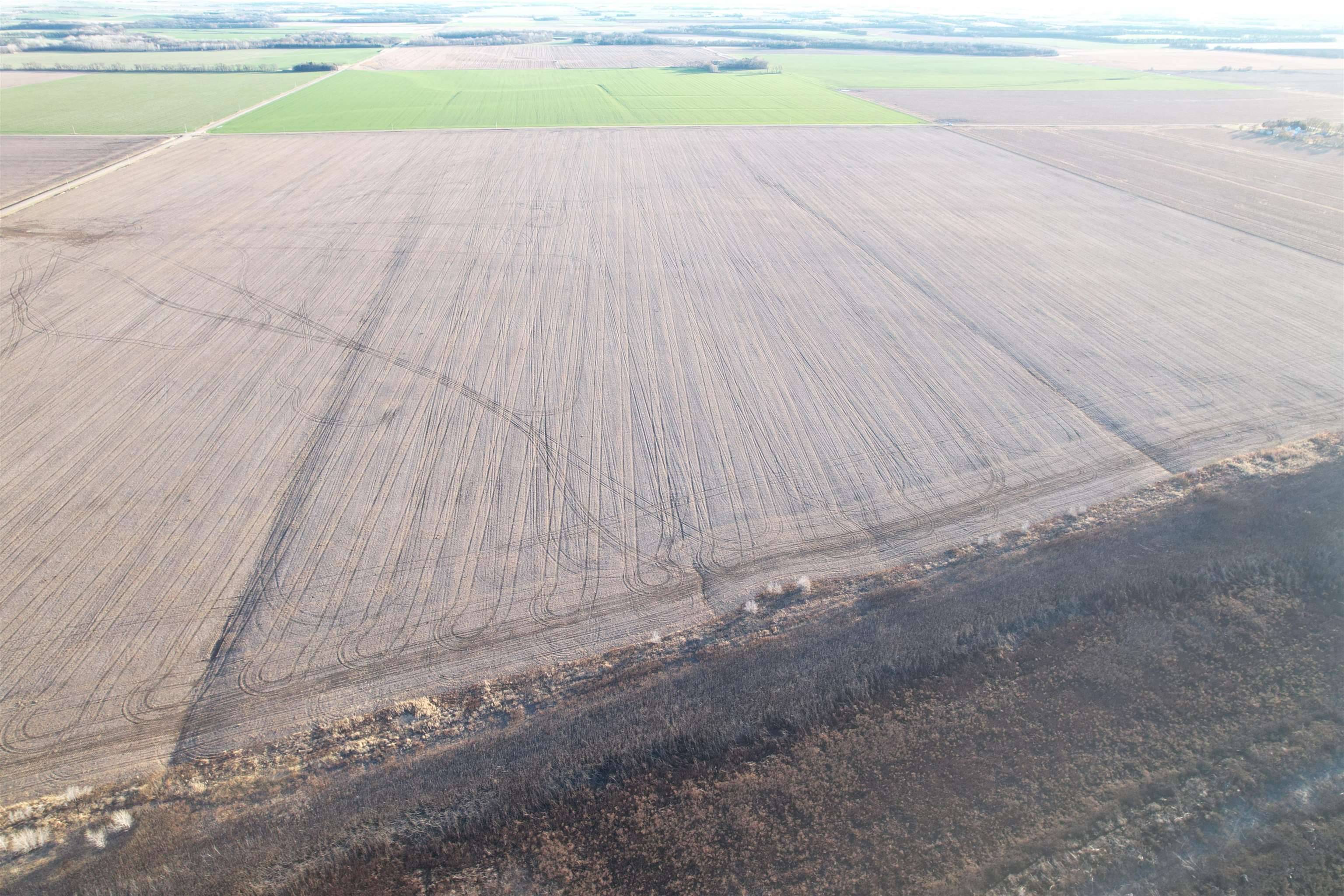00000 Mariposa Road, New Cambria, KS 67470