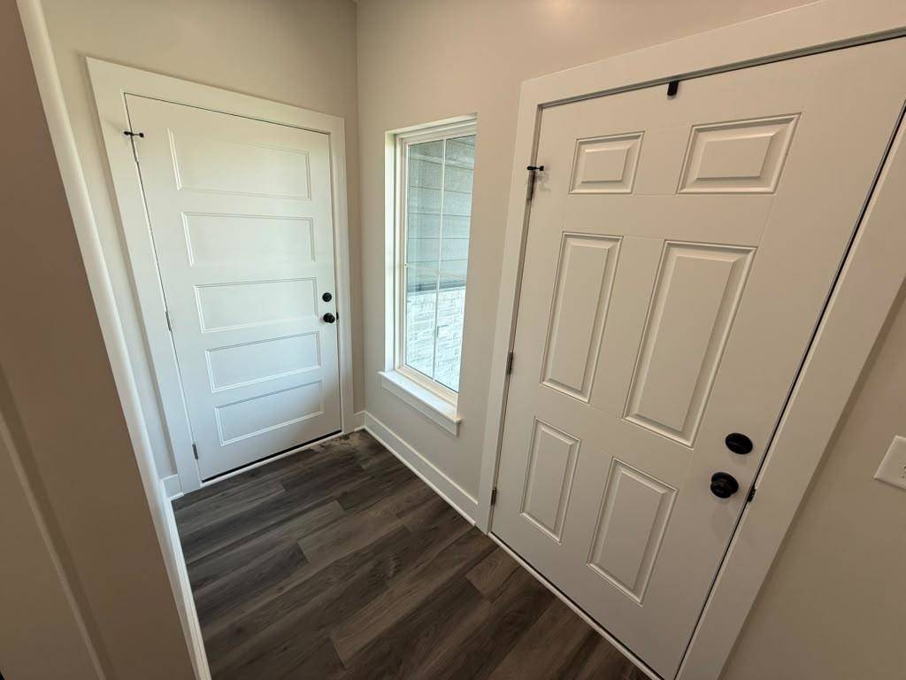 9002 E Forbes Cir., Bel Aire, KS 67226