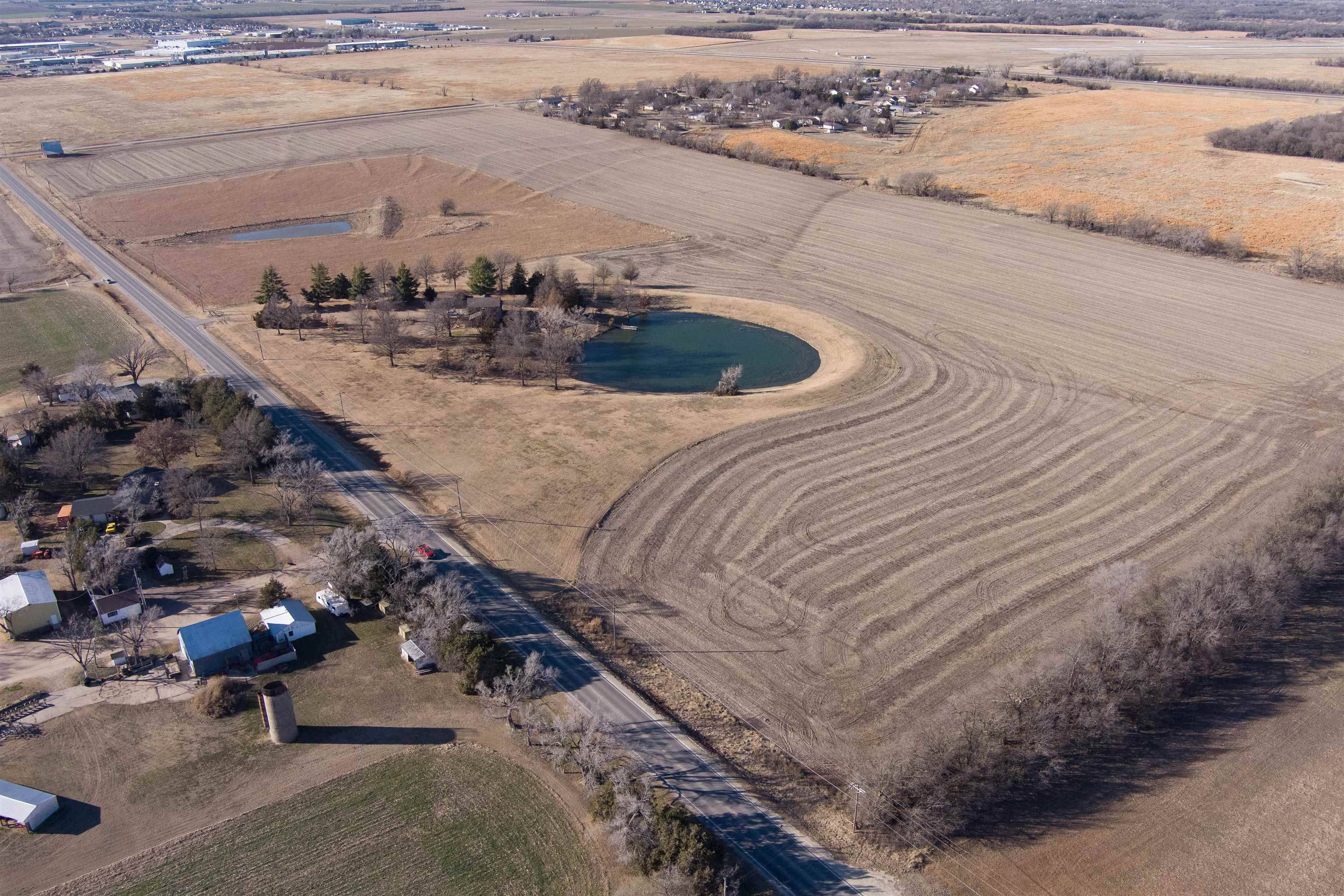 000 W MacArthur, Wichita, KS 67215