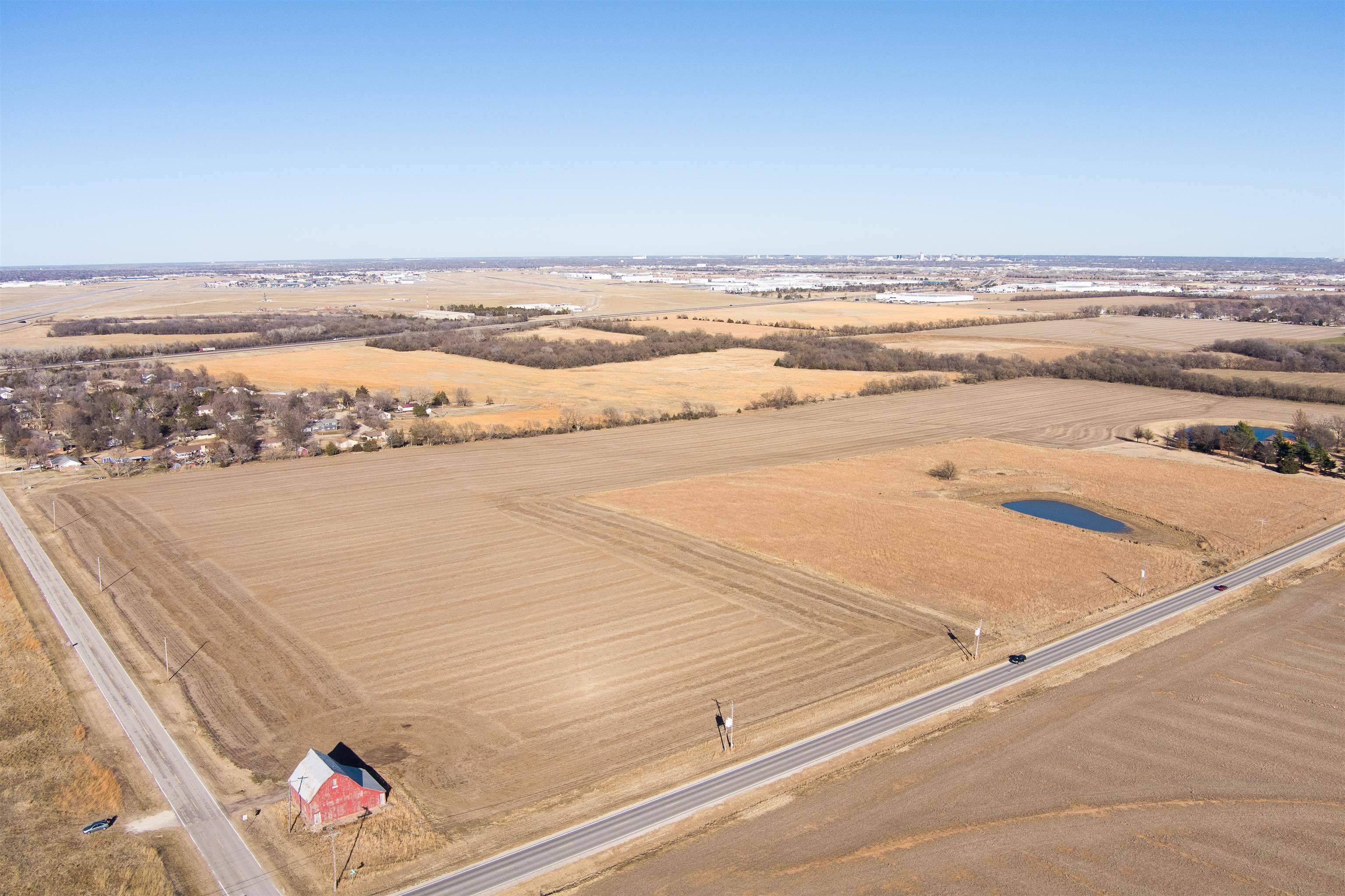 000 W MacArthur, Wichita, KS 67215