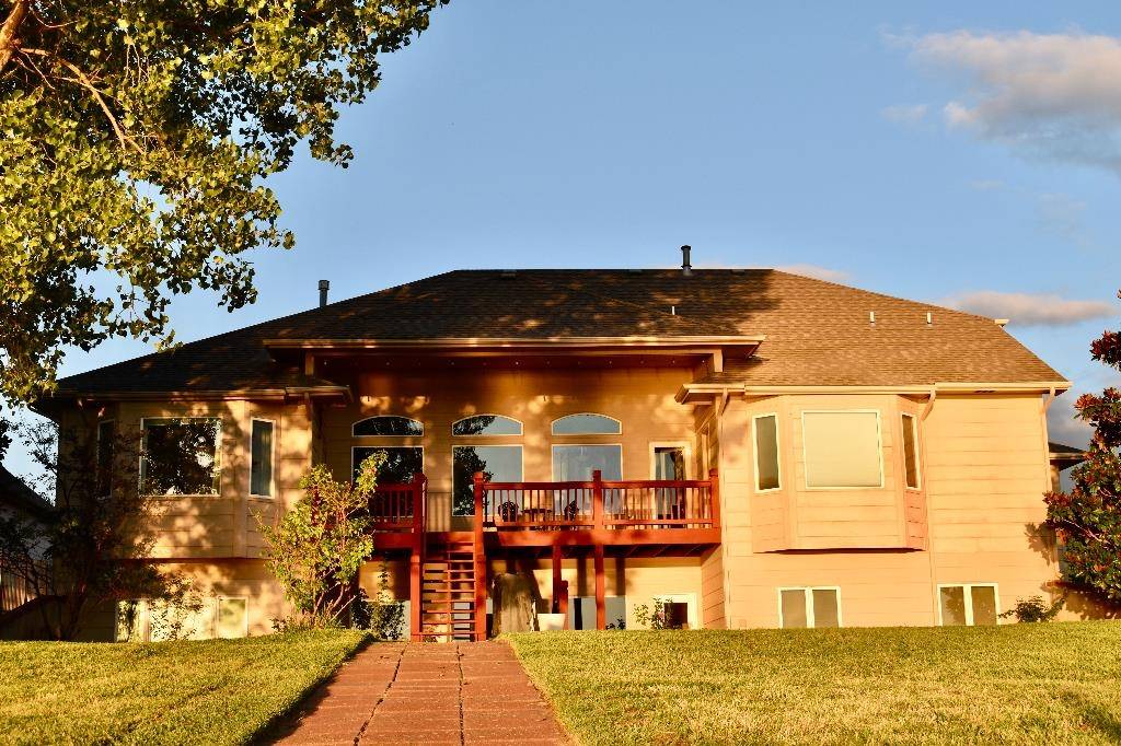 3125 N Ridge Port St, Wichita, KS 67205