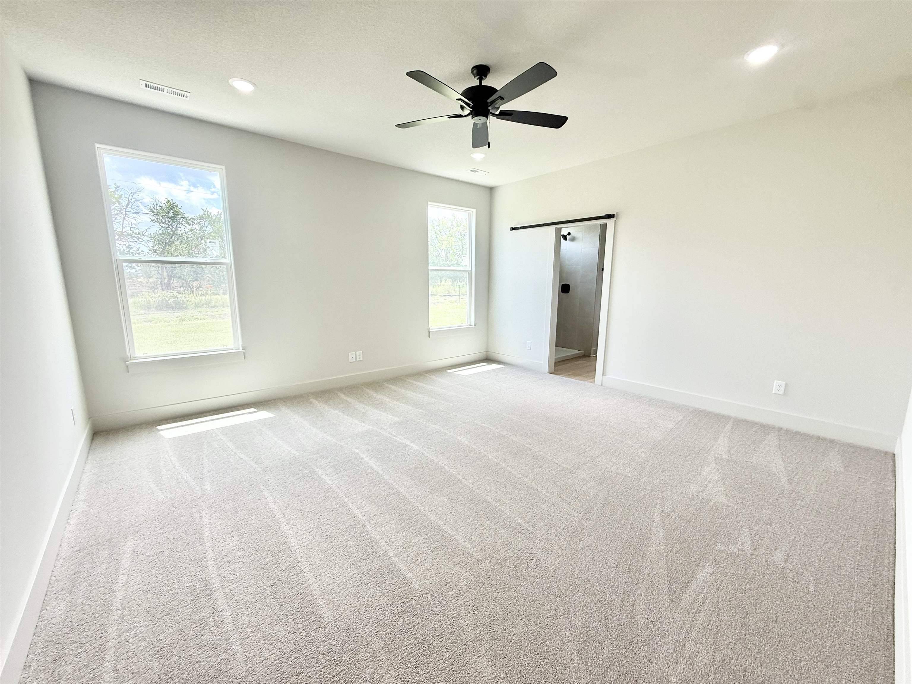 5408 N Toben Ct, Bel Aire, KS 67226