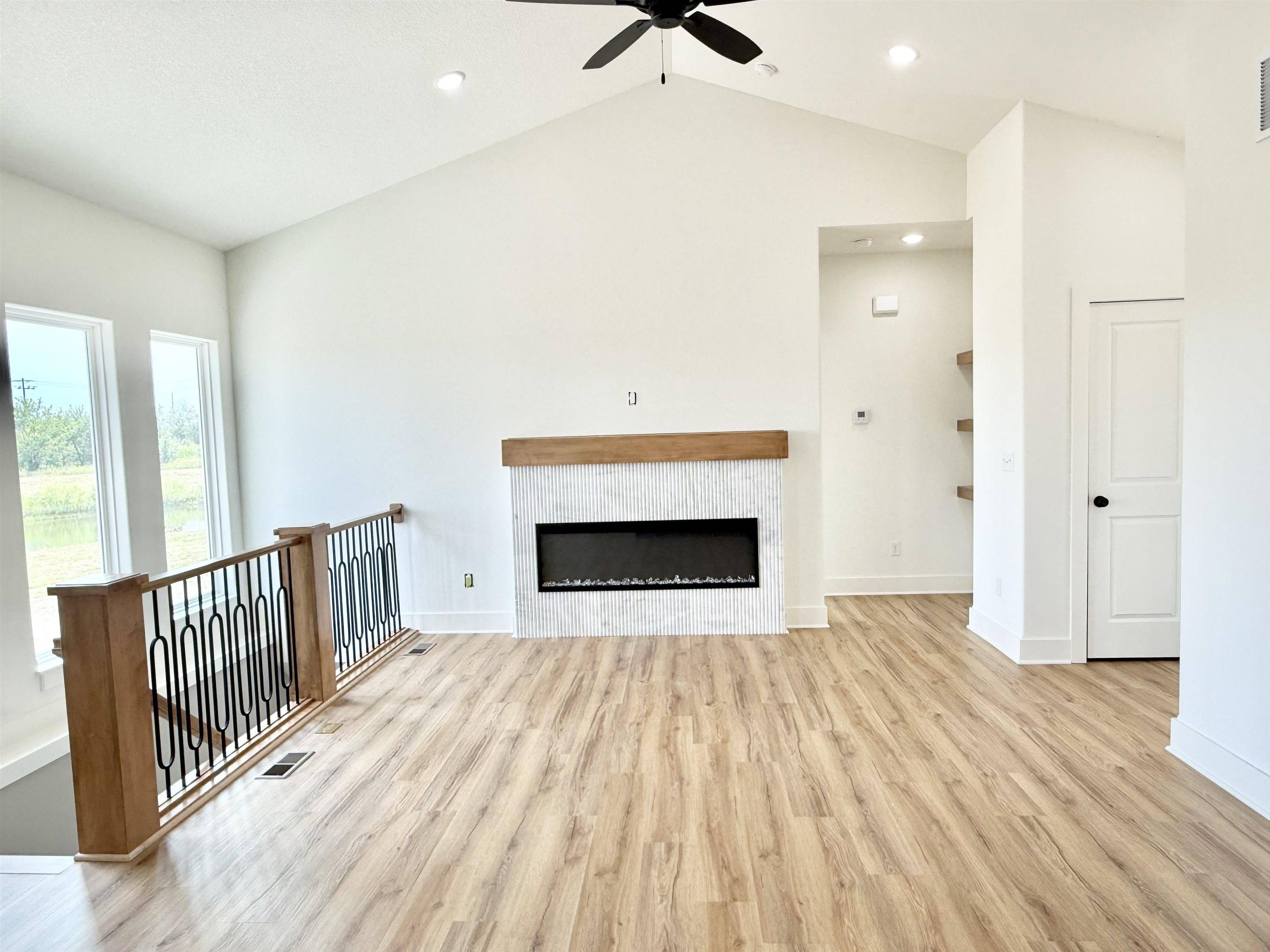 5432 N Toben Ct, Bel Aire, KS 67226