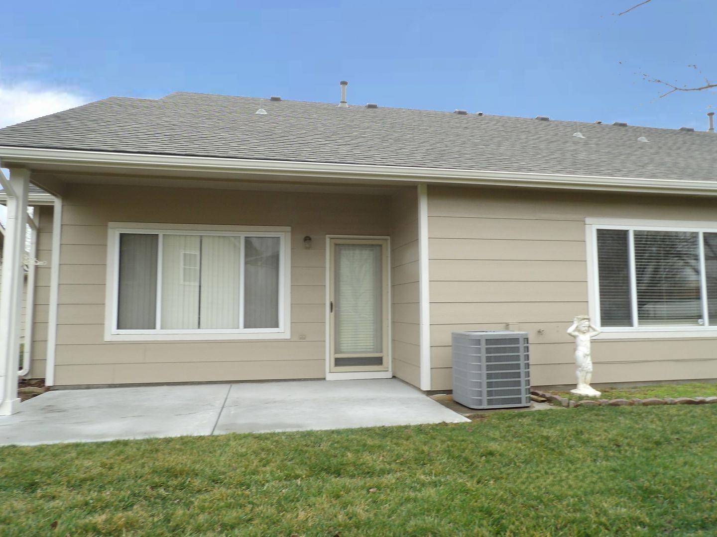 3121 W Westwind Bay, Wichita, KS 67205